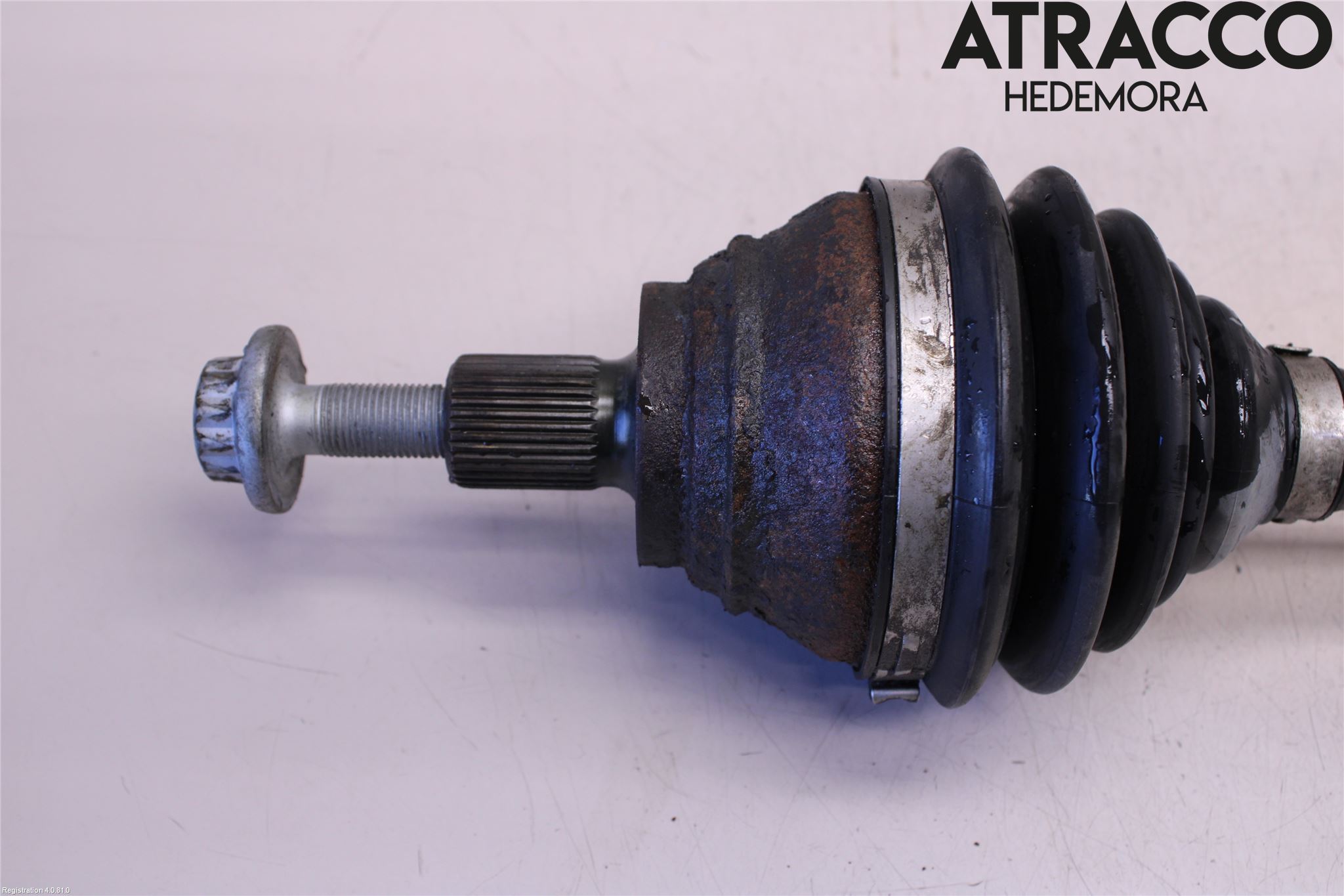 Volkswagen VW GOLF VI 09-13 Drivaksel Foran Kompl Venstre
