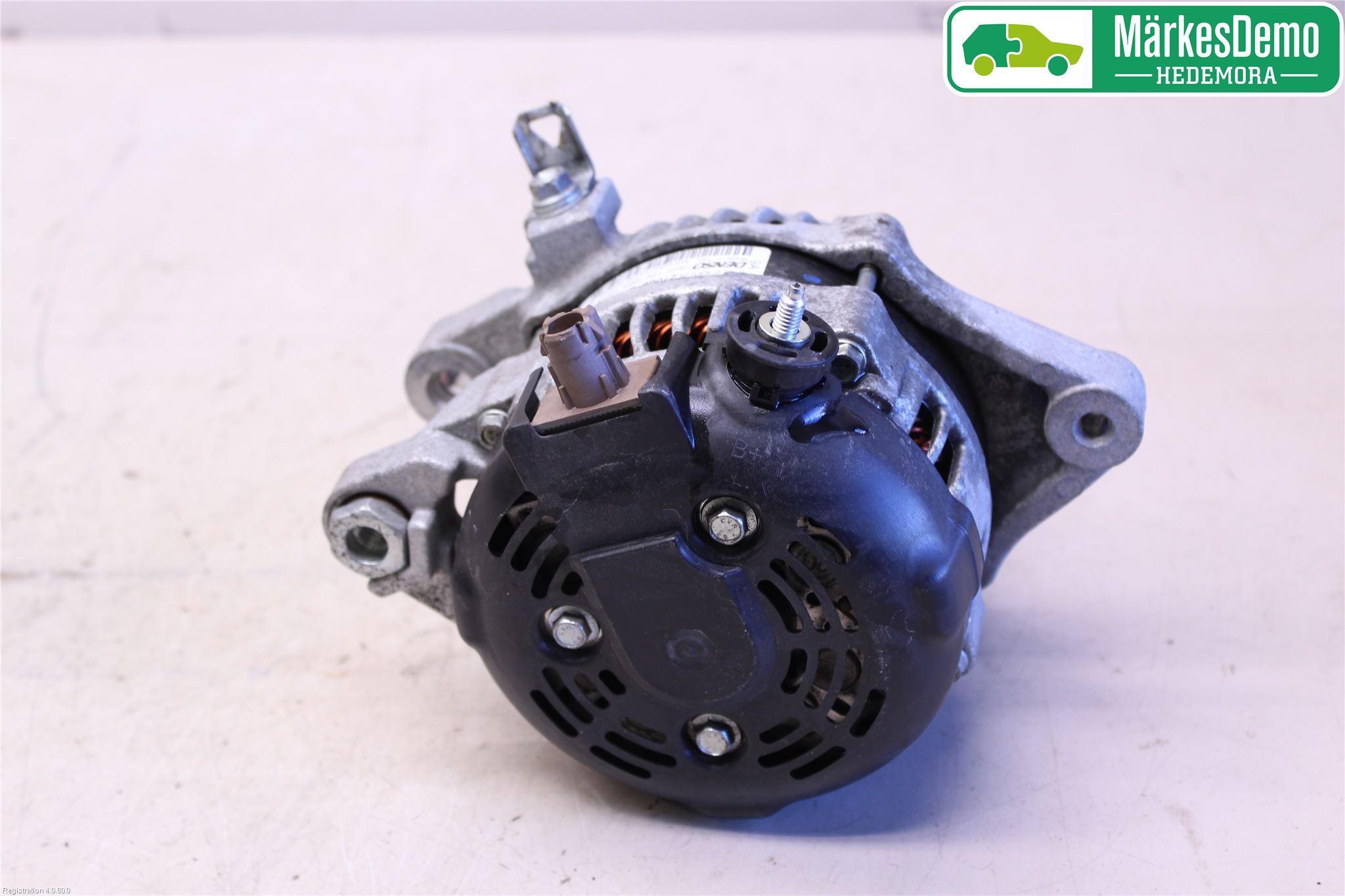 Toyota AURIS 13-19 Dynamo