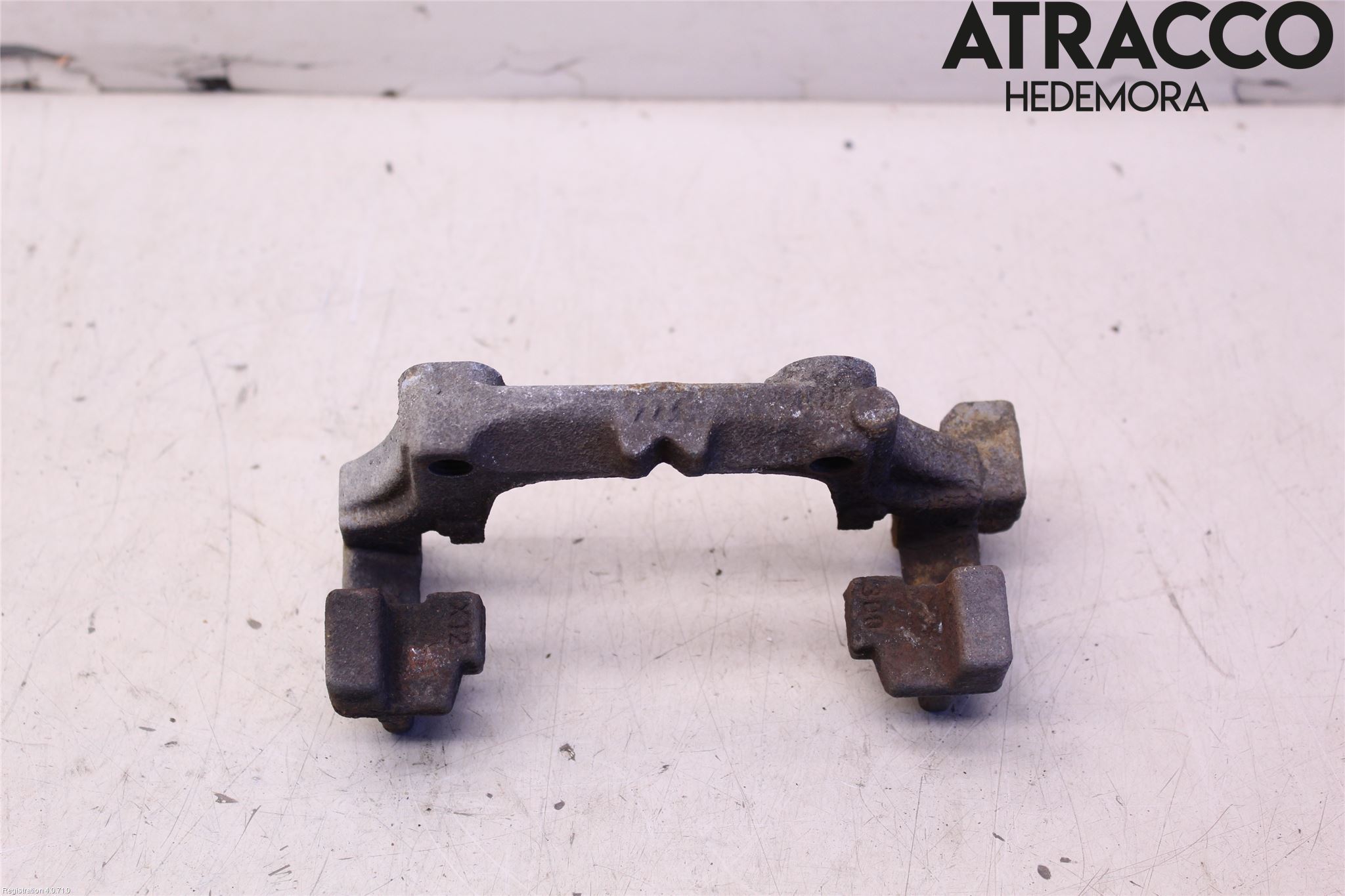 Mercedes-Benz MB C-KLASS (W205) 14-21 Bremsecaliper Feste Holder
