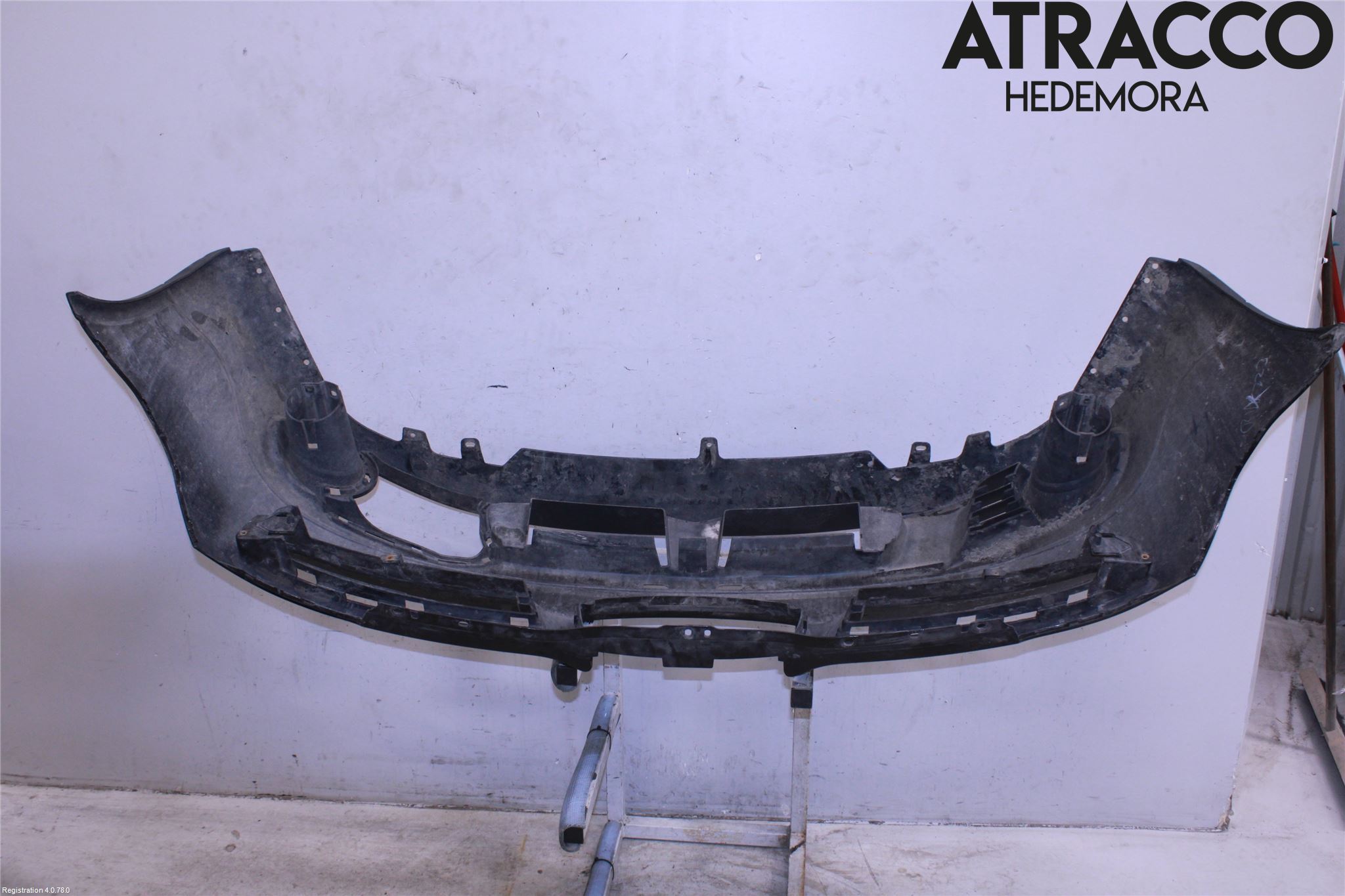 Subaru B9 TRIBECA  06-07 Støtfanger Foran Plastdeksel