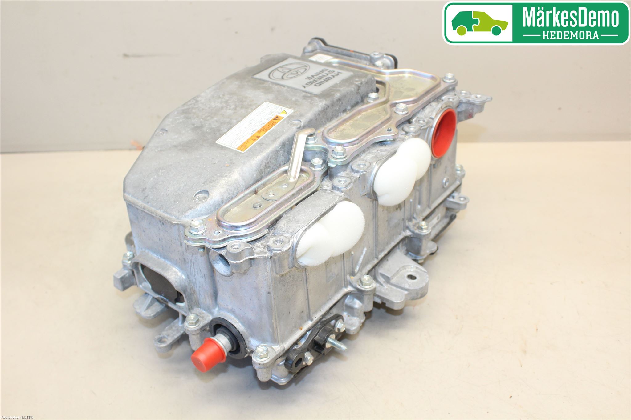 Toyota YARIS XP130 15-20 Hybridconverter