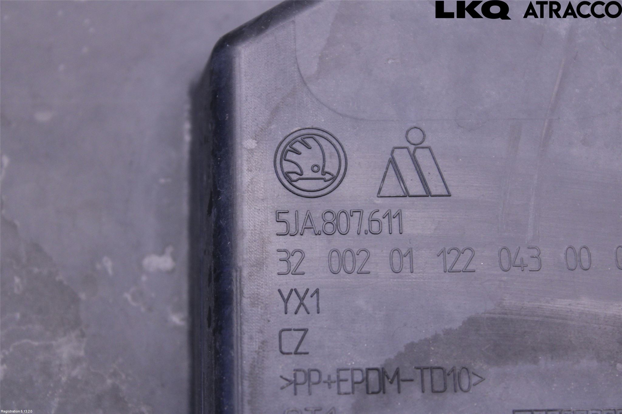 Skoda RAPID Tackplast Front