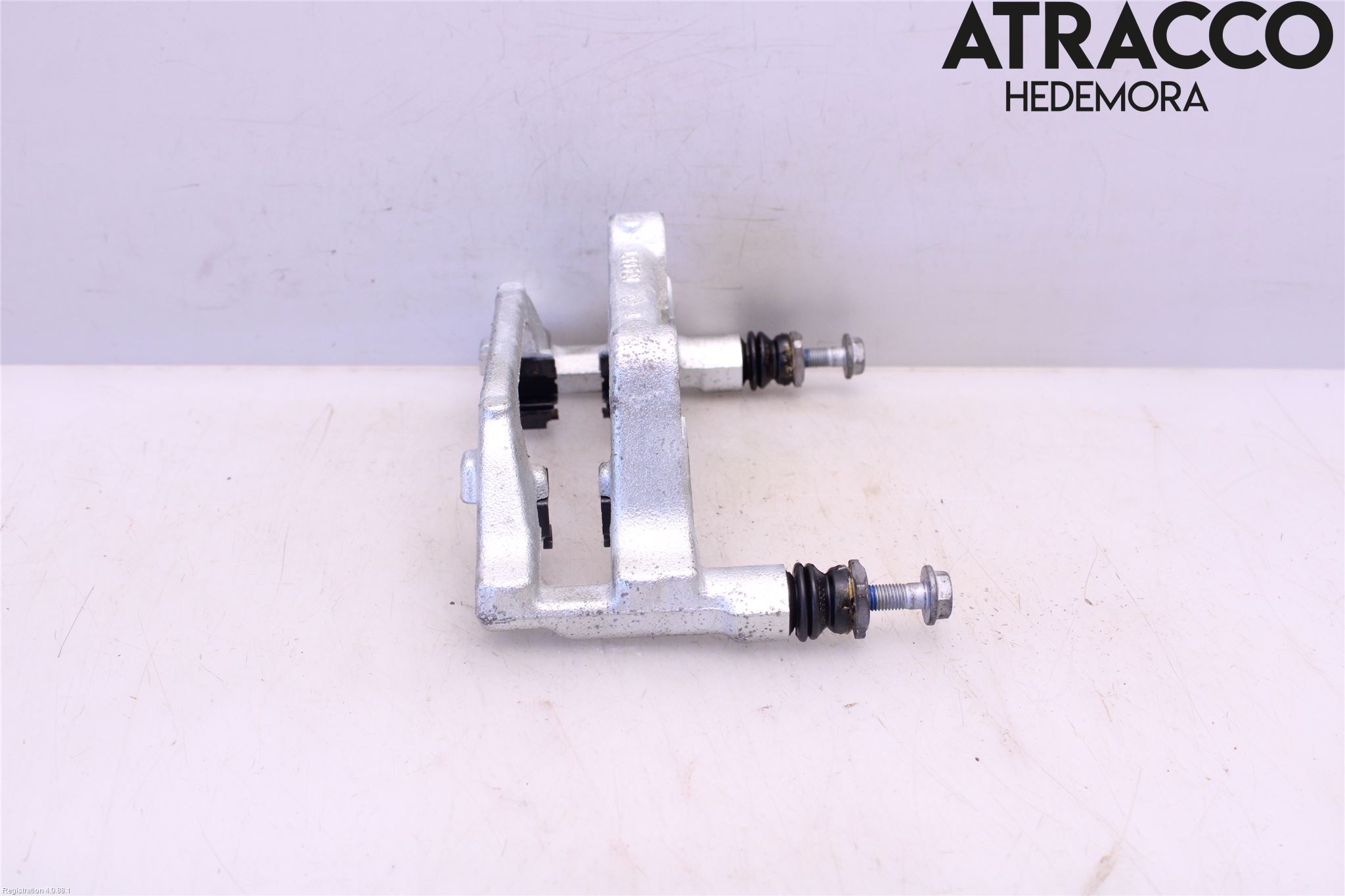 Toyota YARIS CROSS XP21 21- Bremsecaliper Feste Holder