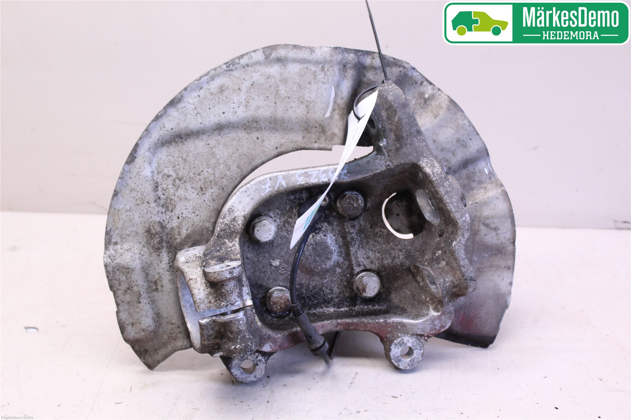 BMW 5 E60/61 Sed/Tou 02-10 Spindel Vf
