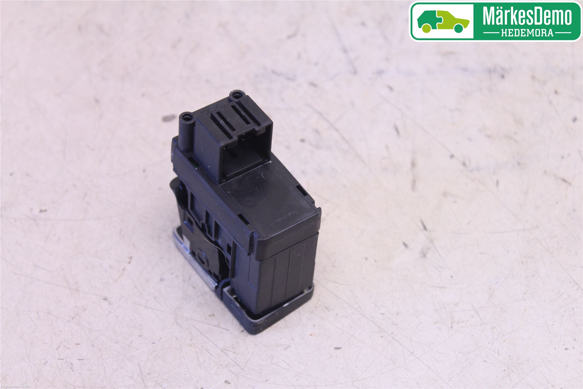 Audi A6/S6 4G 11-18 Bryter Parkeringsbrems