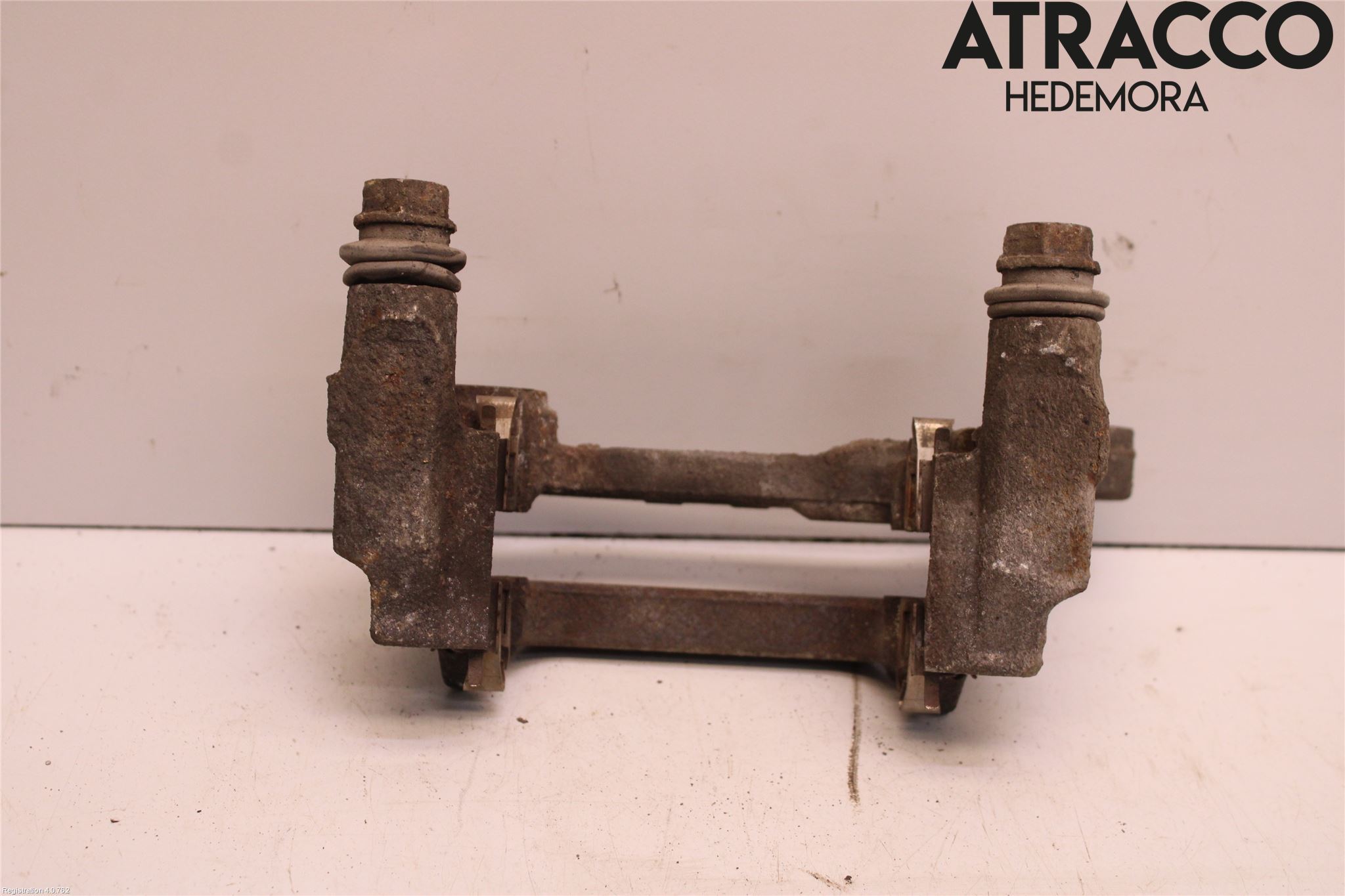 Mitsubishi OUTLANDER 13-21 Bremsecaliper Feste Holder