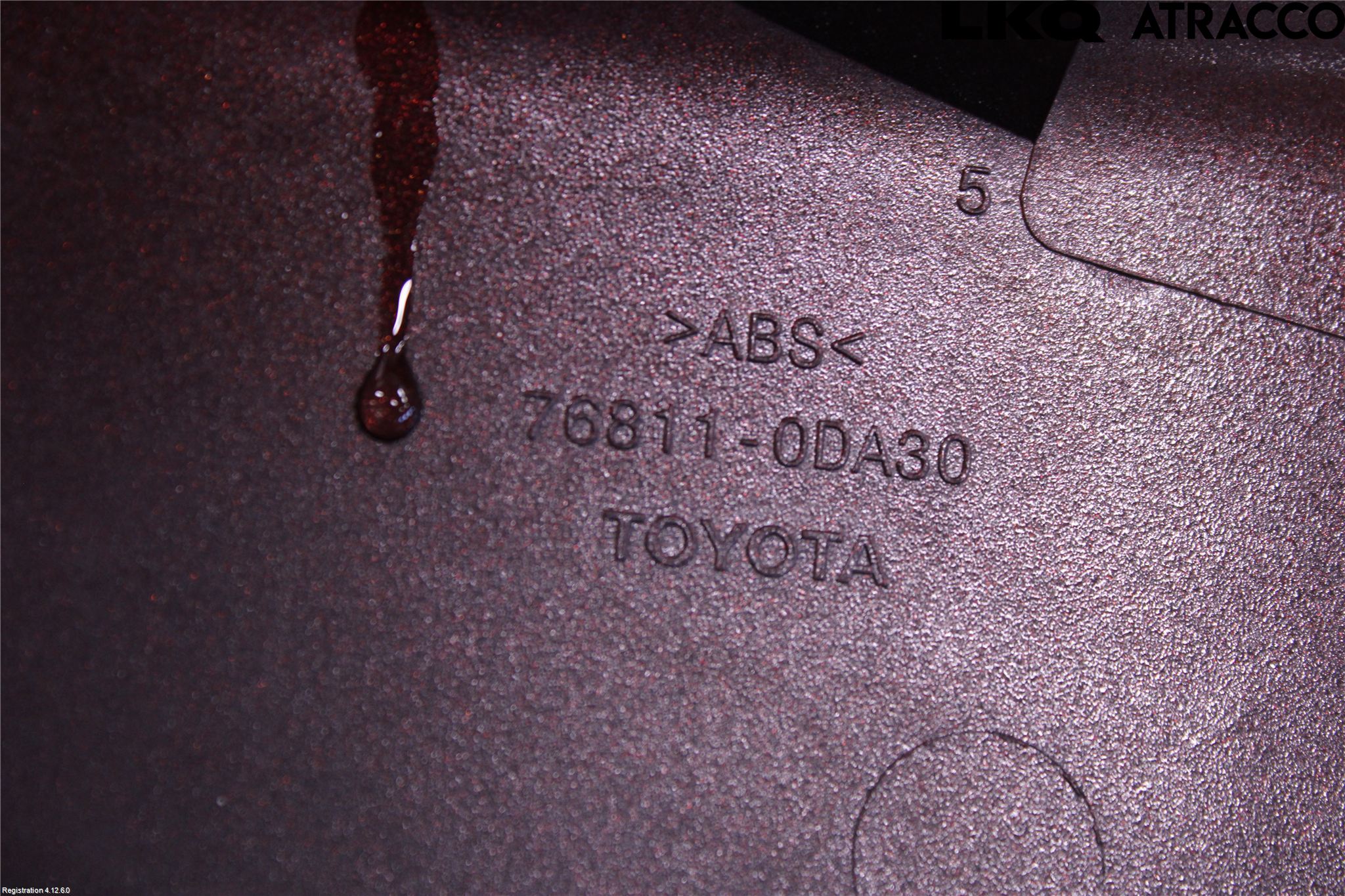 Toyota YARIS XP130 15-20 Refleksplate - Skiltplate