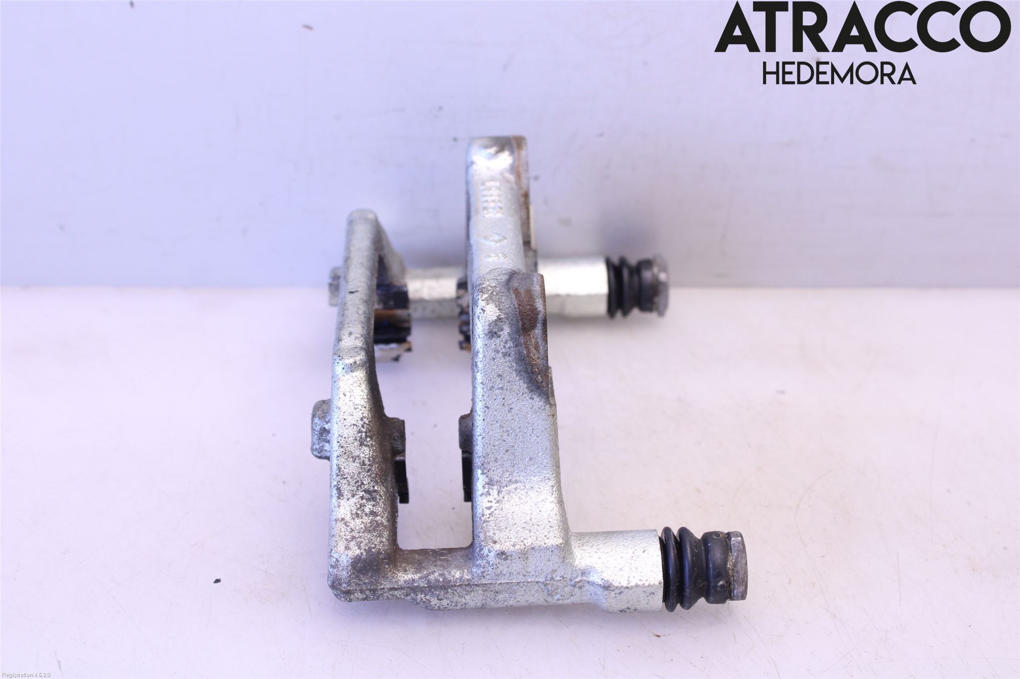 Toyota YARIS CROSS XP21 21- Bremsecaliper Feste Holder