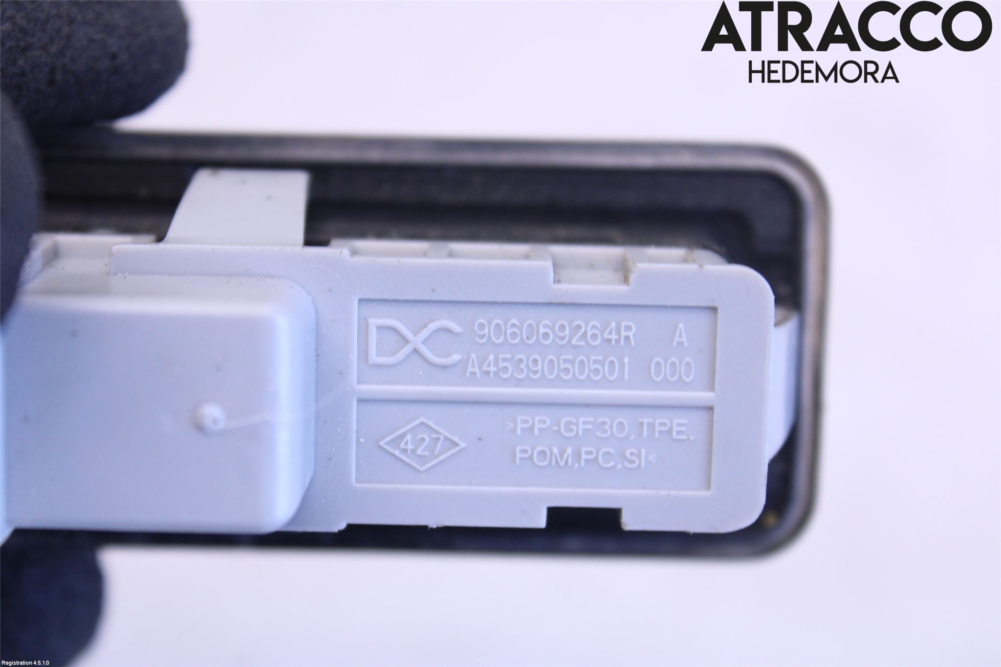 Dacia DUSTER 18-24 Bakluke Handtak Ytre