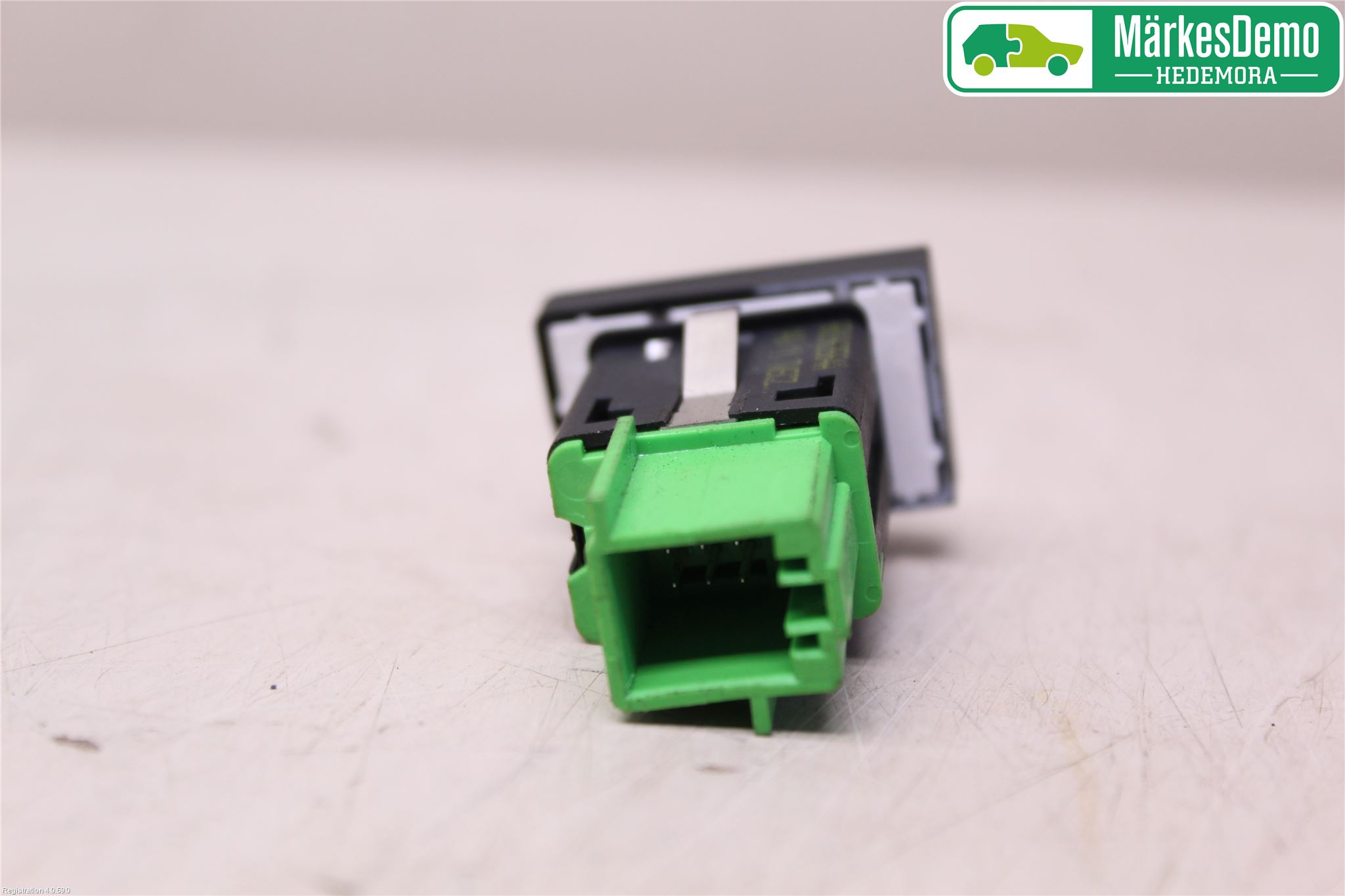 Volkswagen VW POLO 10-17 Bryter Varmesete