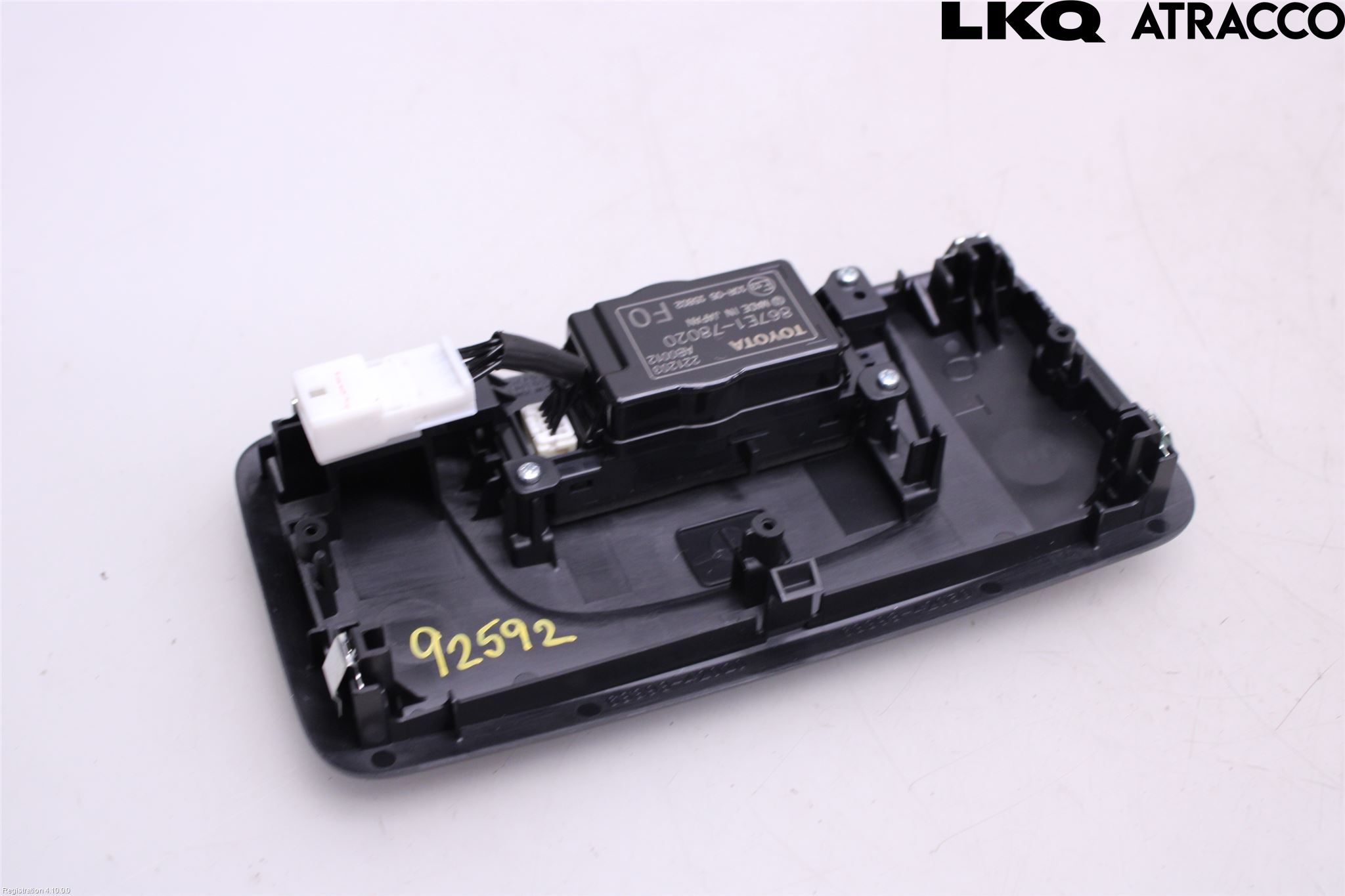 Toyota bZ4X EA10 22- Innr Taklys