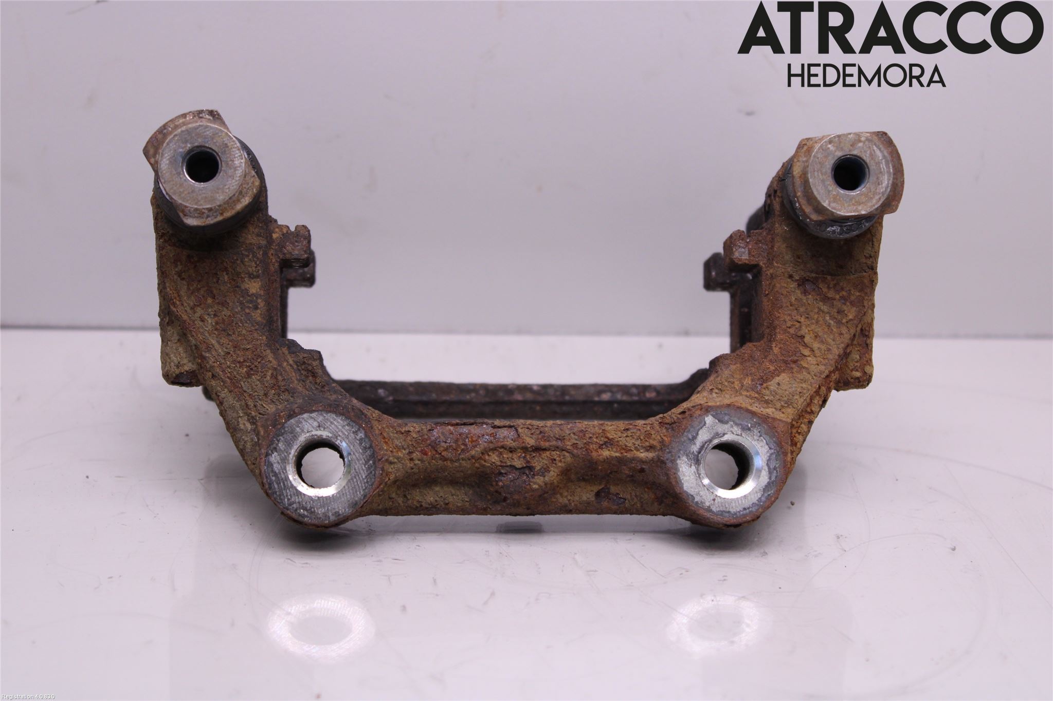 Toyota AVENSIS 16-18 Bremsecaliper Feste Holder