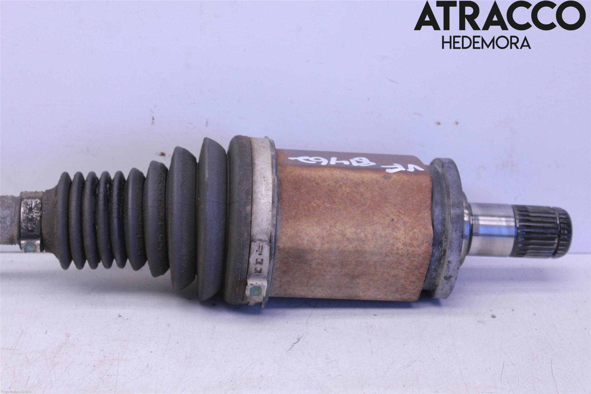 BMW 3 F30/F31/F80 12-19 Drivaksel Foran Kompl Venstre