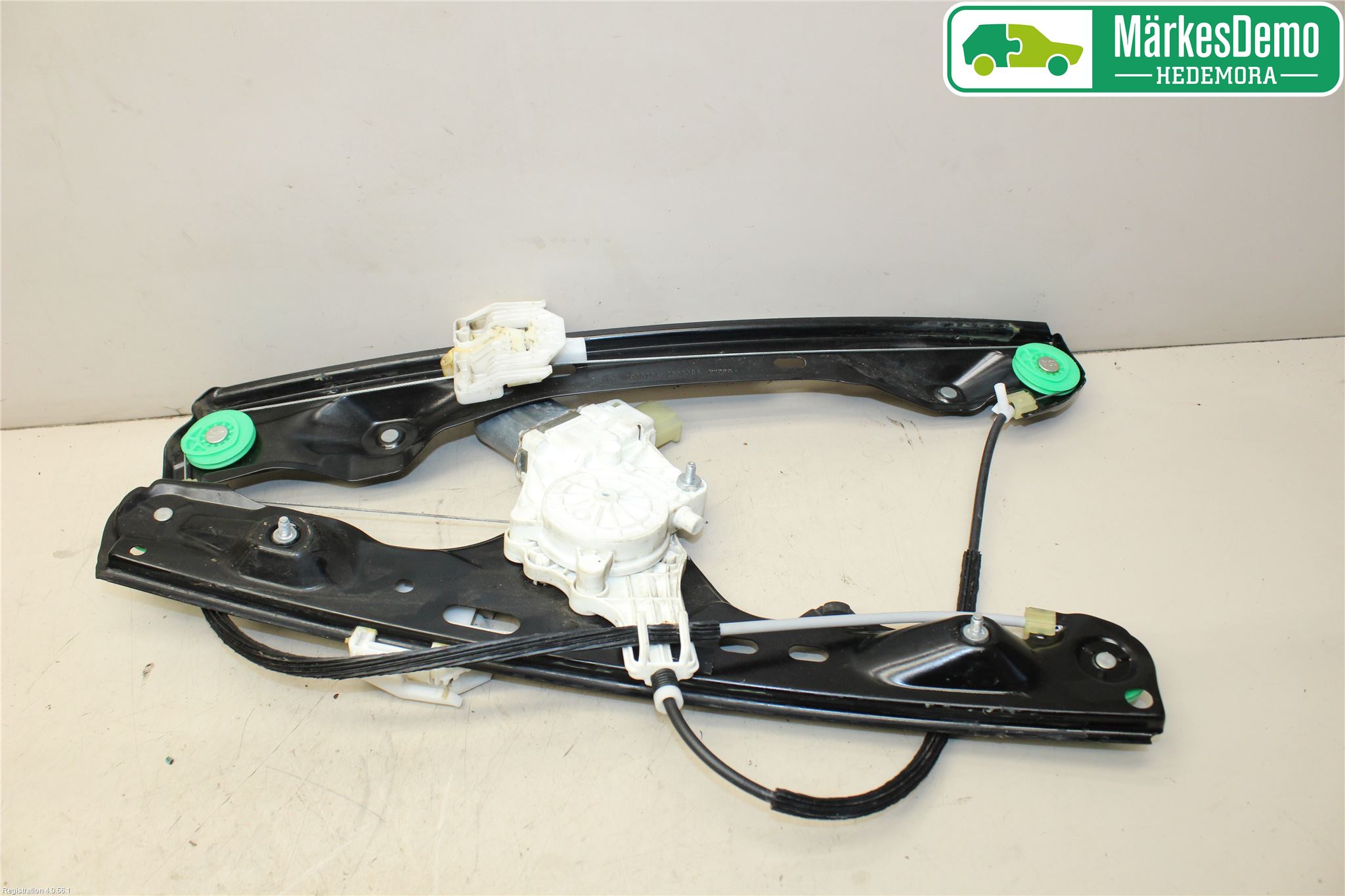 BMW X1 E84 10-15 Vindusheis El Komp