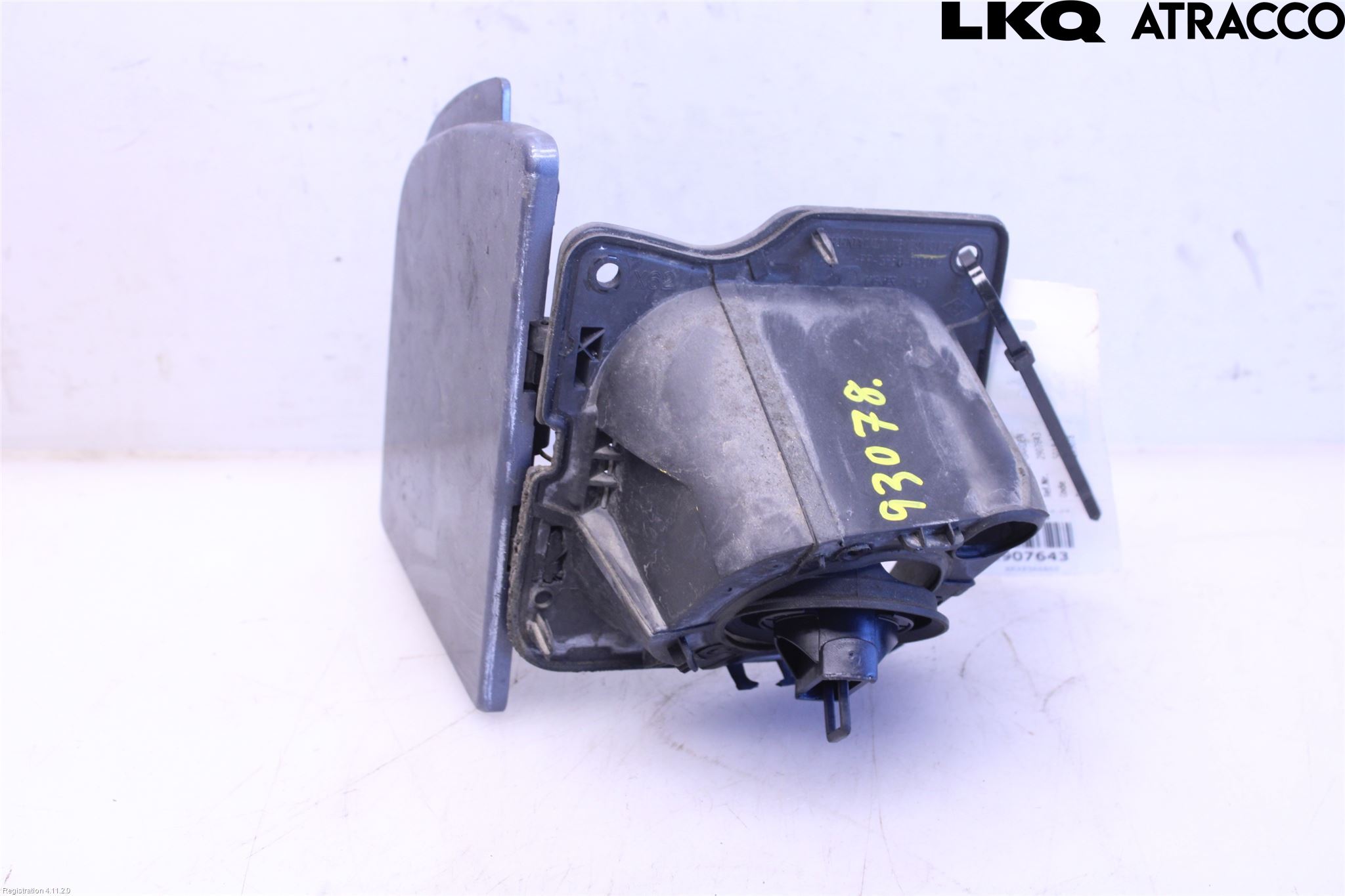 Nissan NV400 12-24 Drivstoff Tankluke