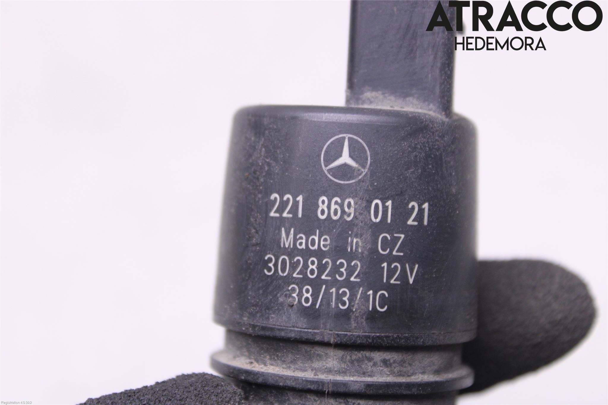 Mercedes-Benz MB SPRINTER (W906) 06-18 Spylerpumpe Frontrute
