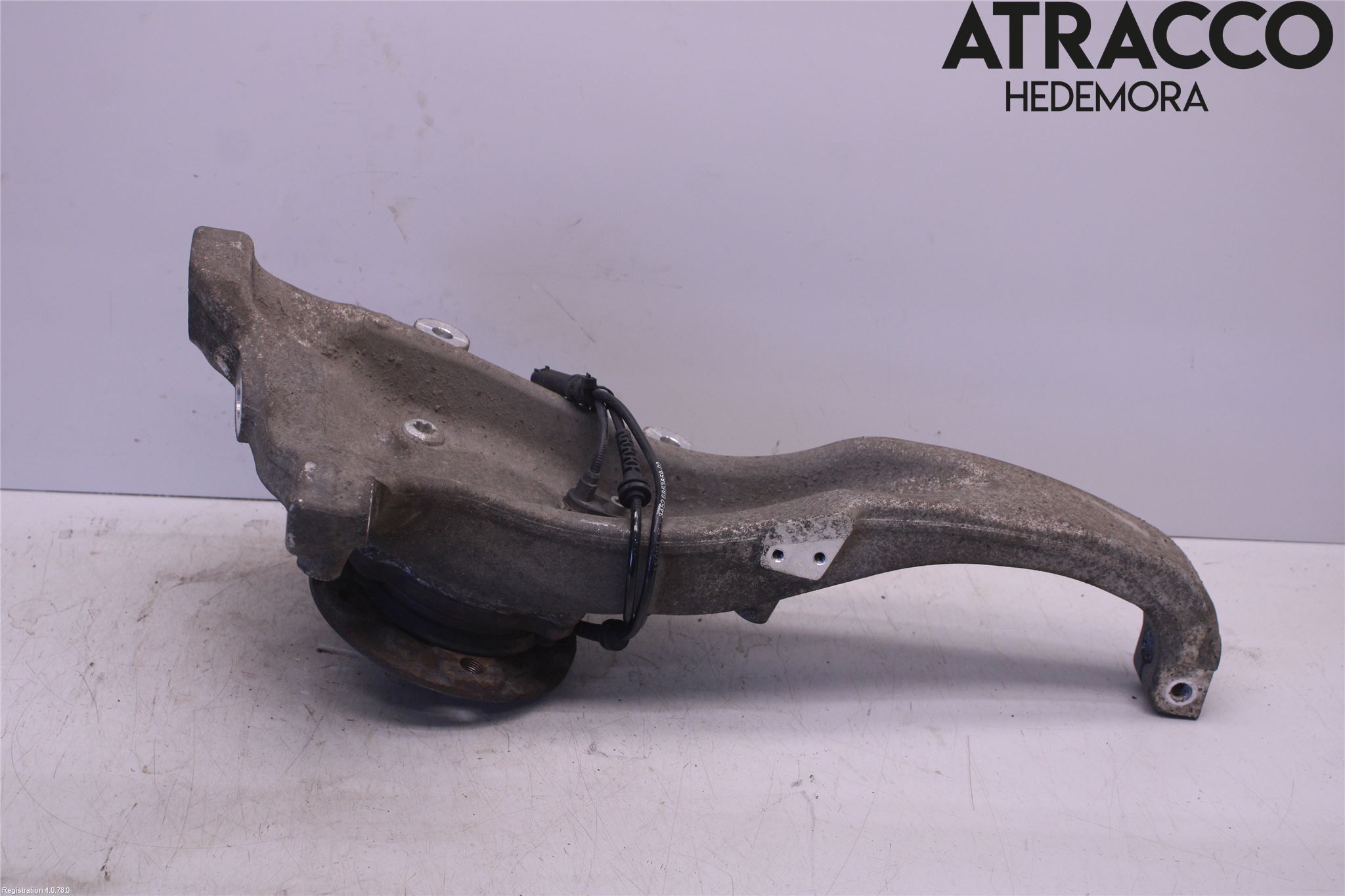 BMW 5 F10/F11/F18 09-17 Spindel Vf