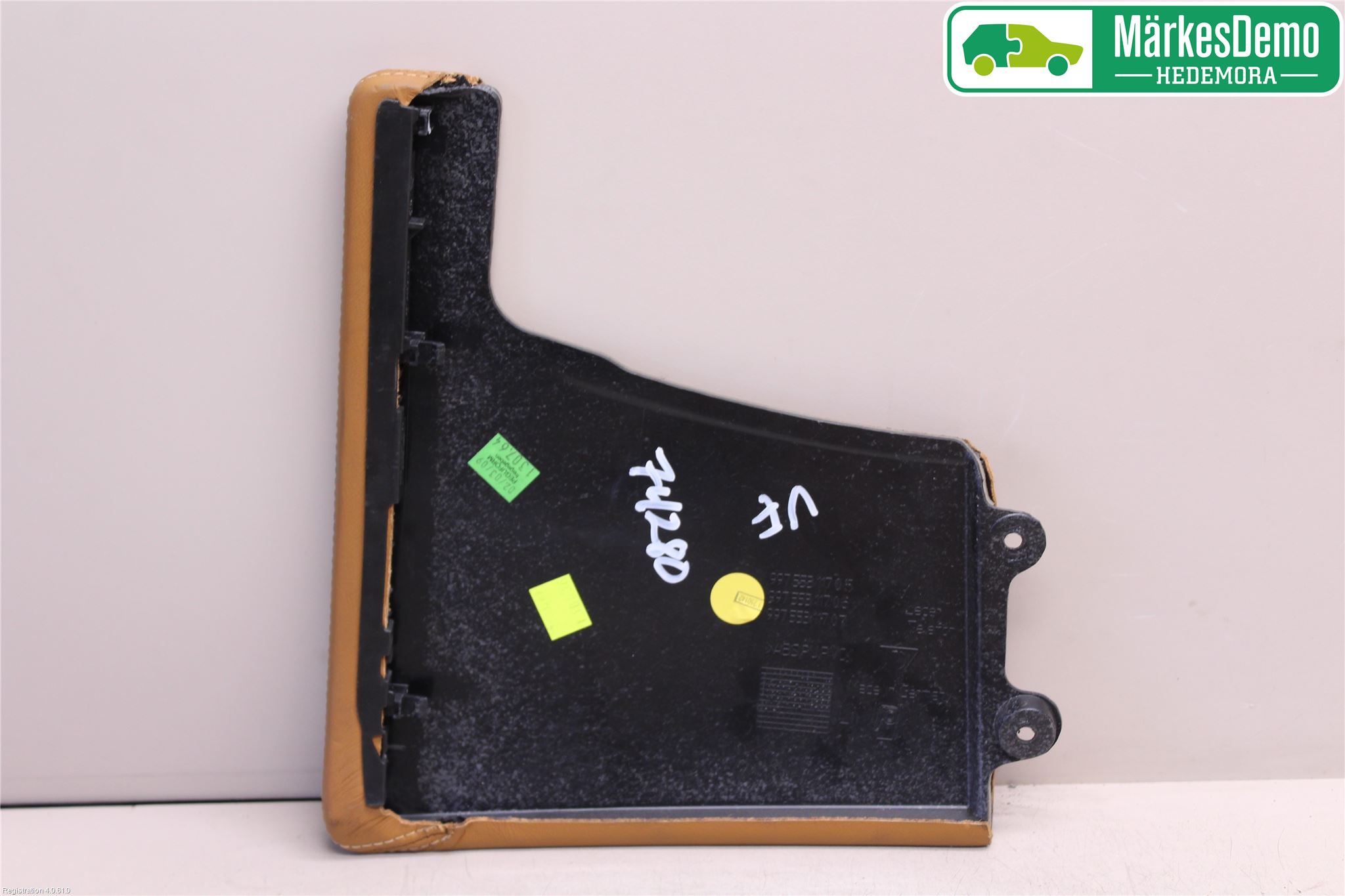 Porsche 911 64- Instrumentkonsoll Midt