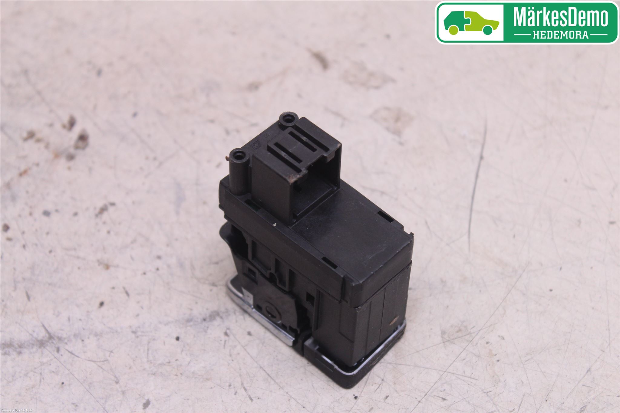 Audi A6/S6 4G 11-18 Bryter Parkeringsbrems