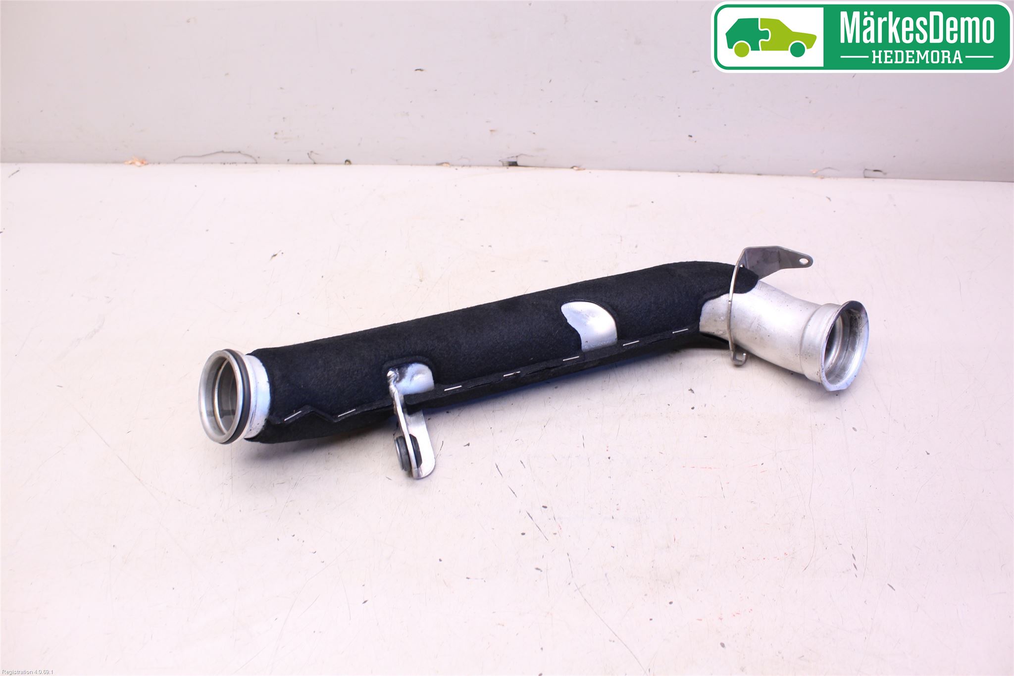 Mercedes-Benz MB E-KLASS (W213) 16-23 Intercooler Rør-Slange