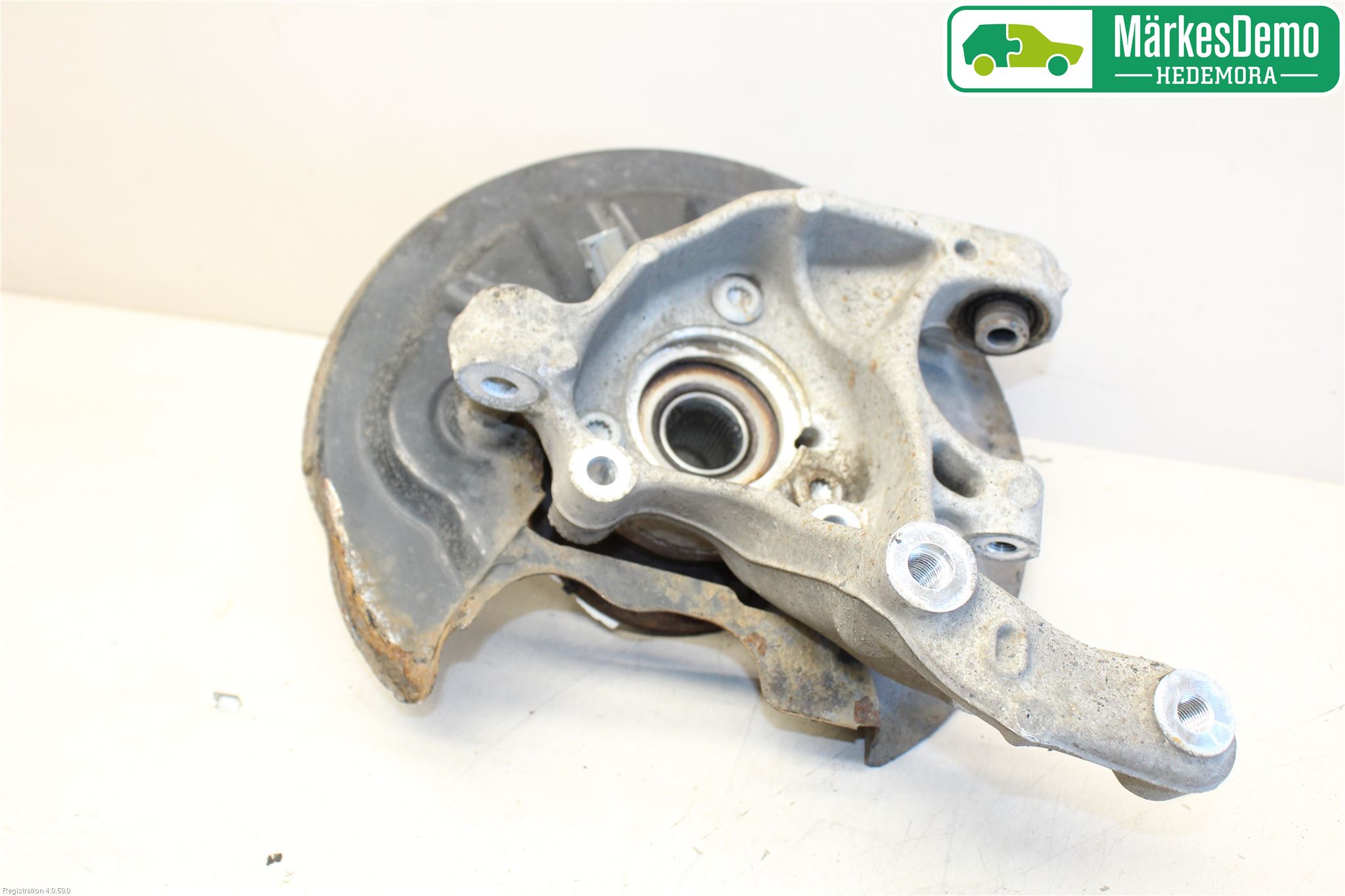 Volkswagen VW PASSAT 15-19 Spindel Hb