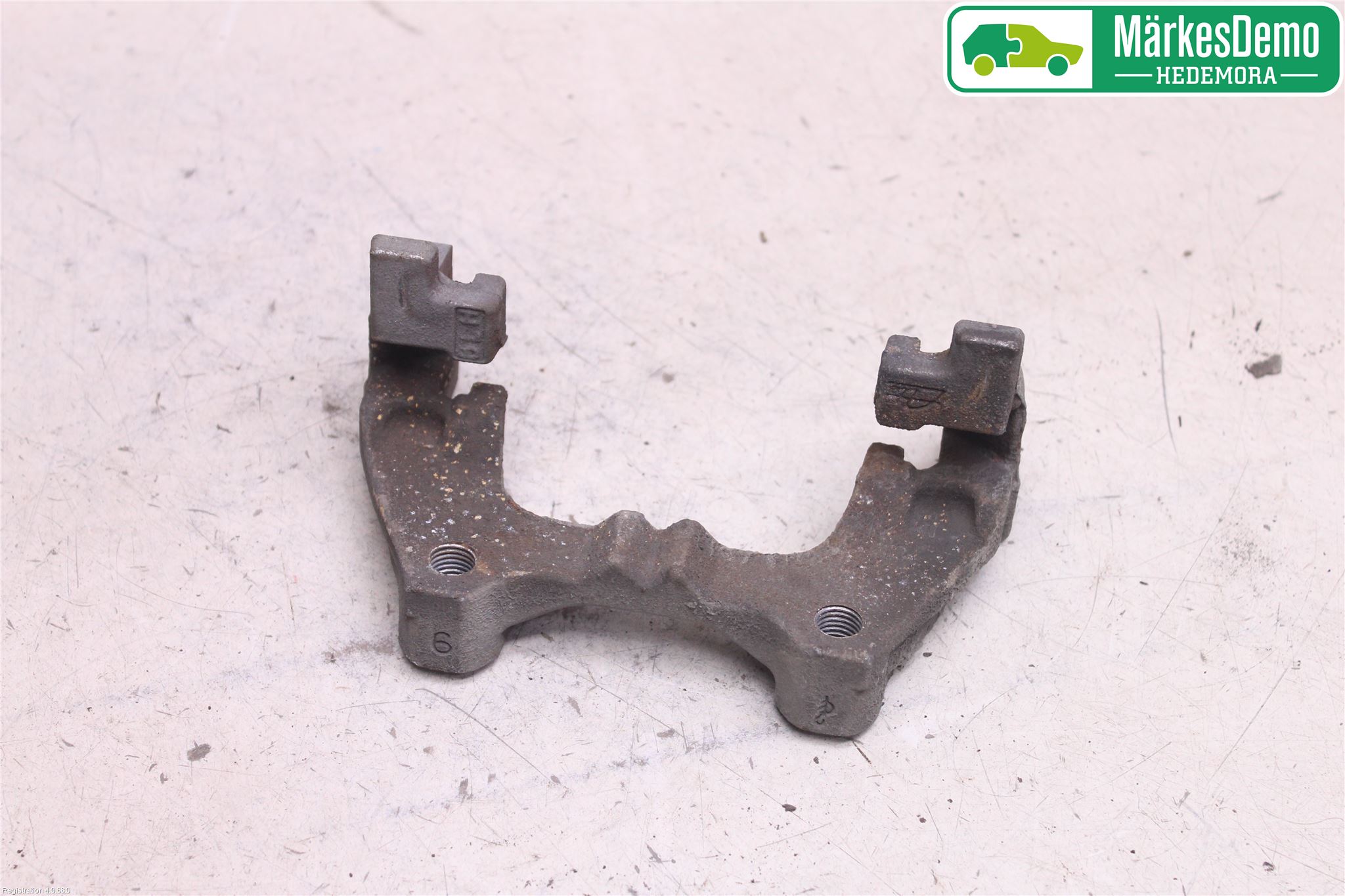 Volkswagen VW GOLF / E-GOLF VII 13-20 Bremsecaliper Feste Holder
