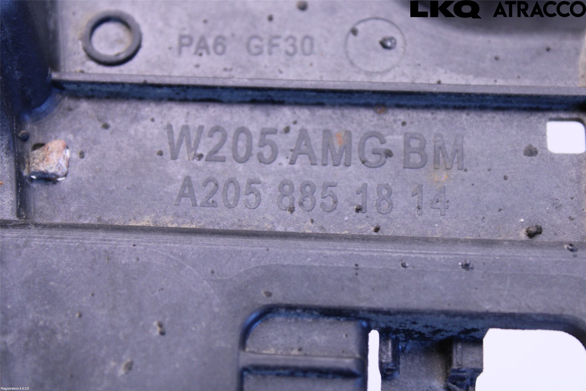 Mercedes-Benz MB C-KLASS (W205) 14-21 Støtfangerfeste Bak Høyre
