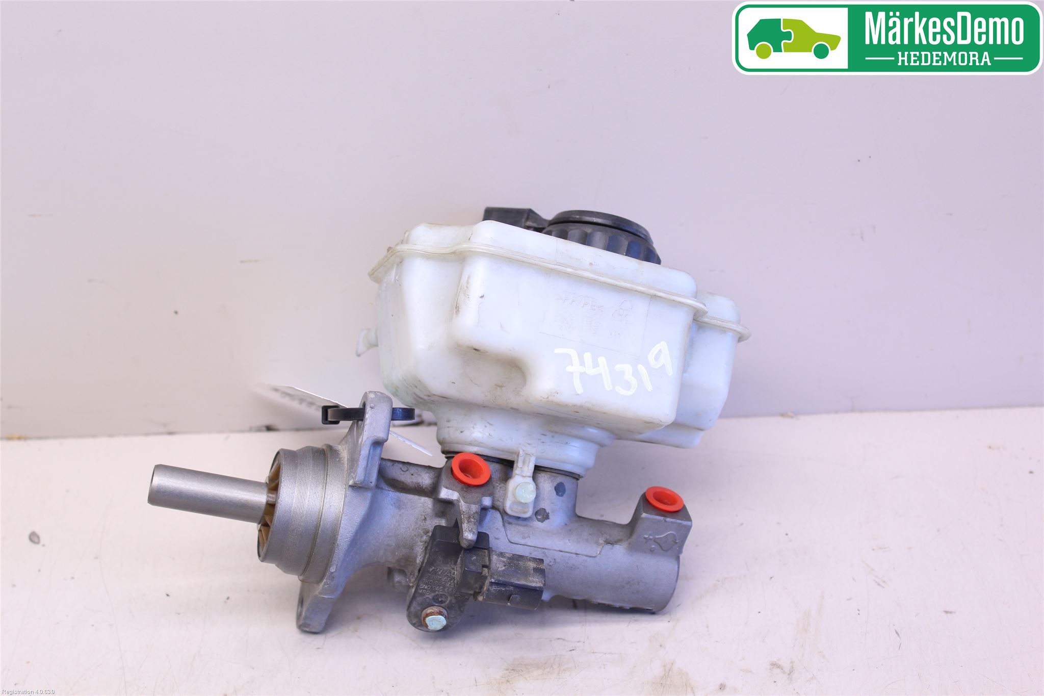 Volkswagen VW JETTA VI 11- Brems Hovedsylinder