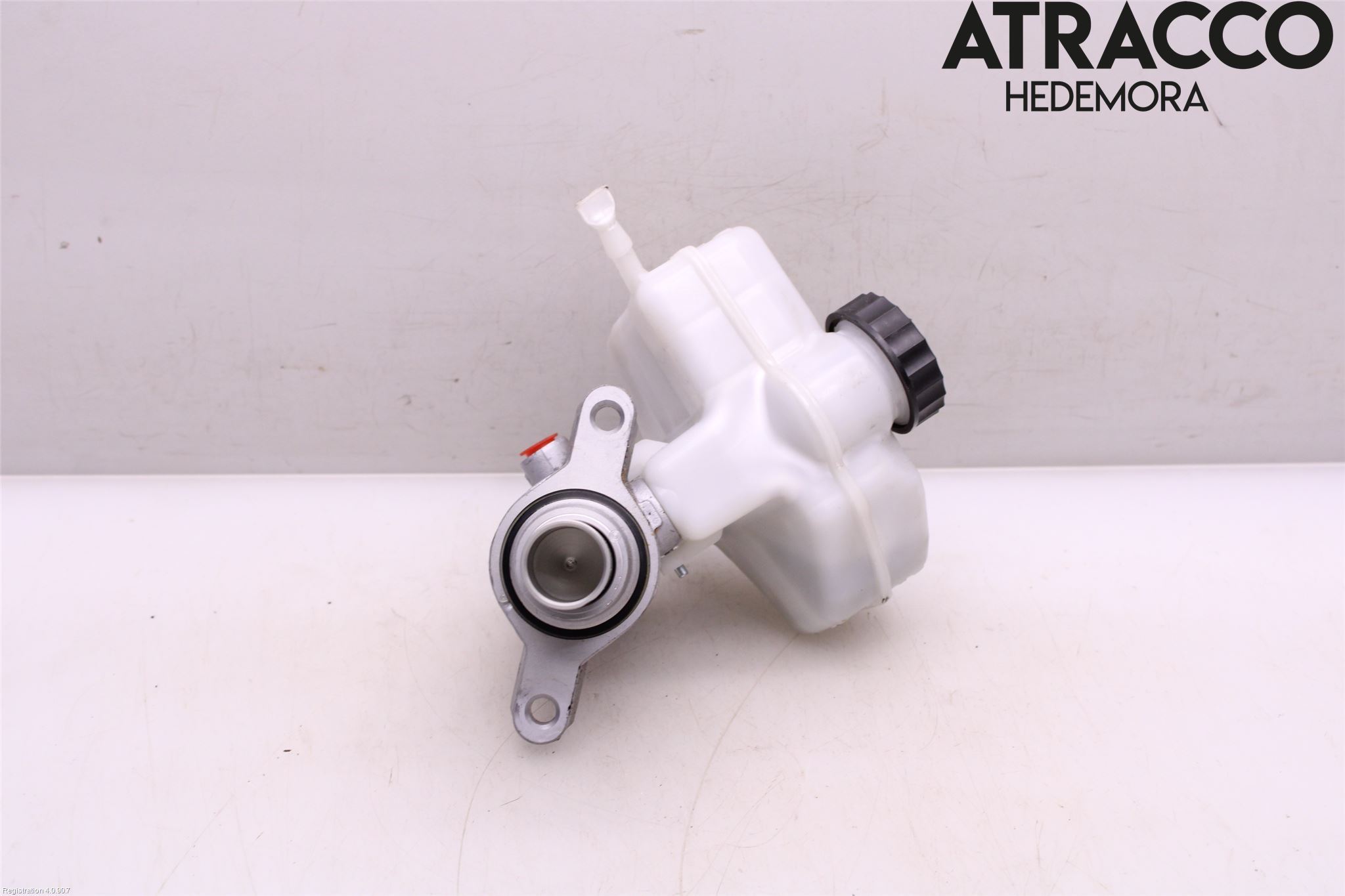 BMW 5 G30/G31/F90 17-23 Brems Hovedsylinder