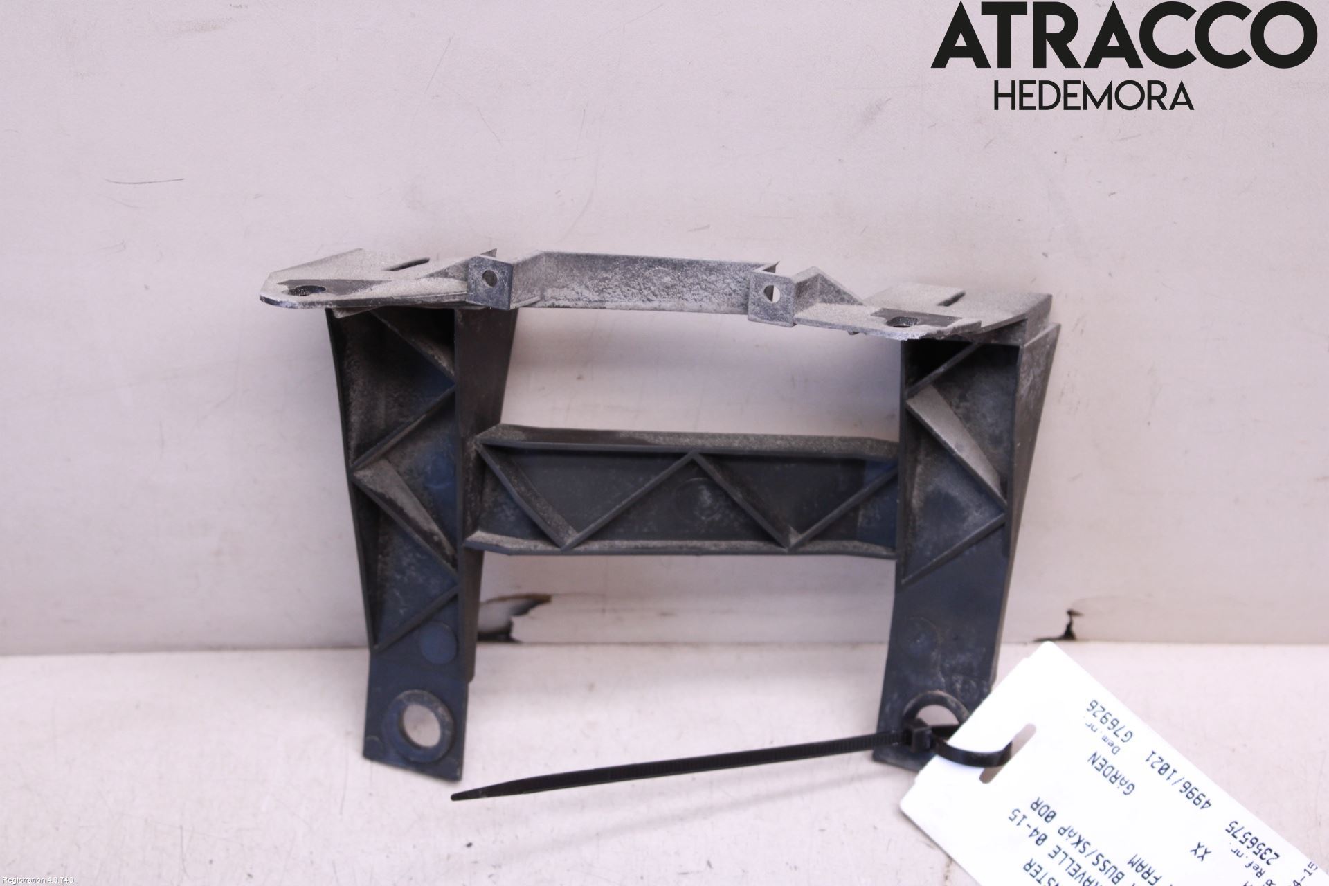 Volkswagen VW TRANSP/CARAVELLE (T5) 04-15 Frontlykt Holder-Feste