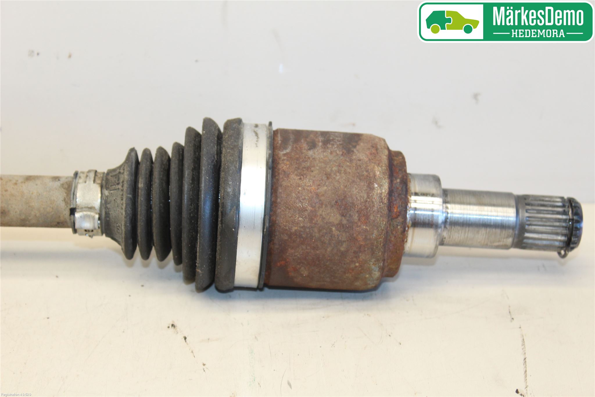 Ford KA 09-16 Drivaksel Foran Kompl Venstre