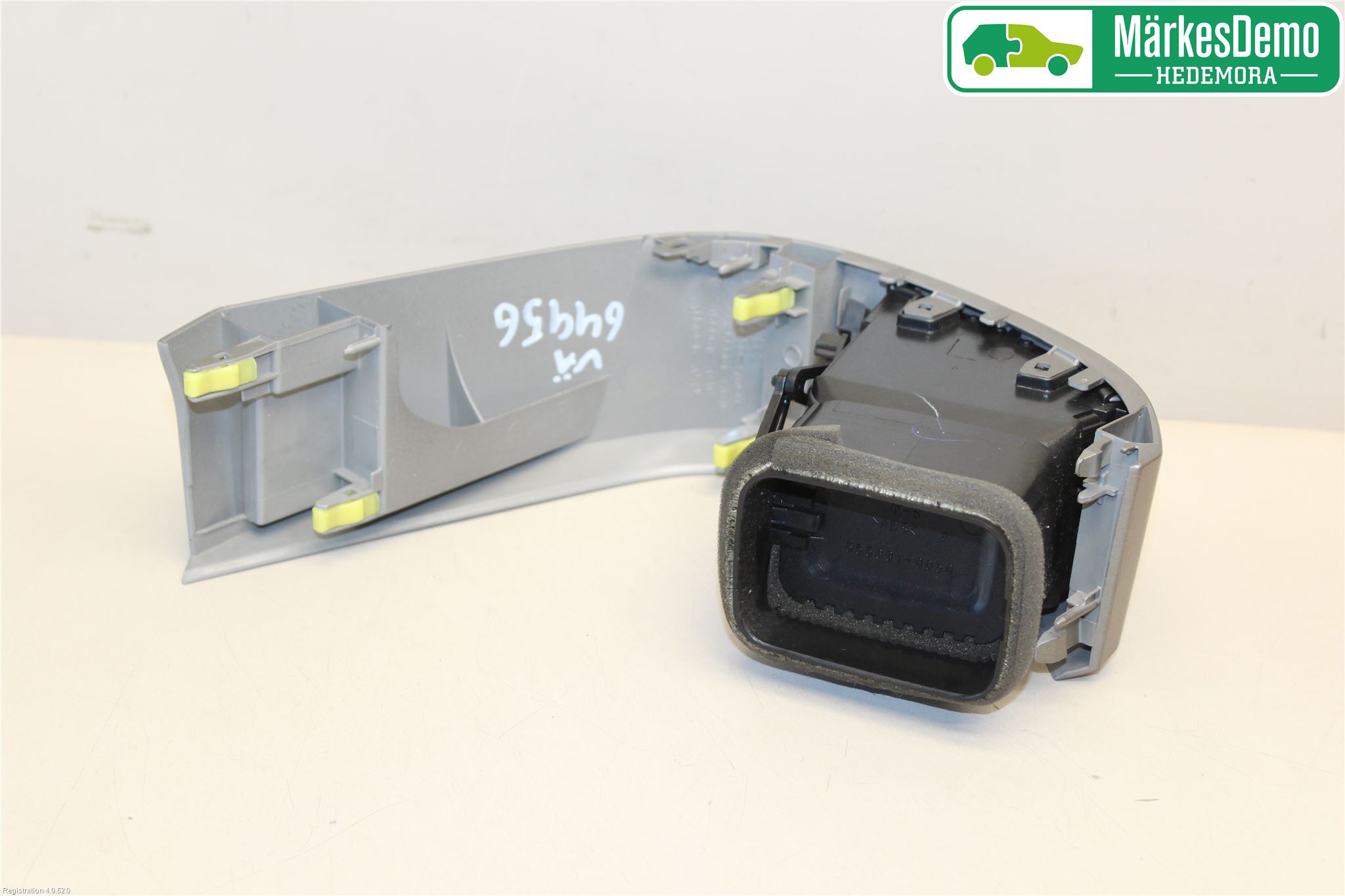 Toyota PRIUS NWH20 04-08 Dashbord Kanal - Dyse