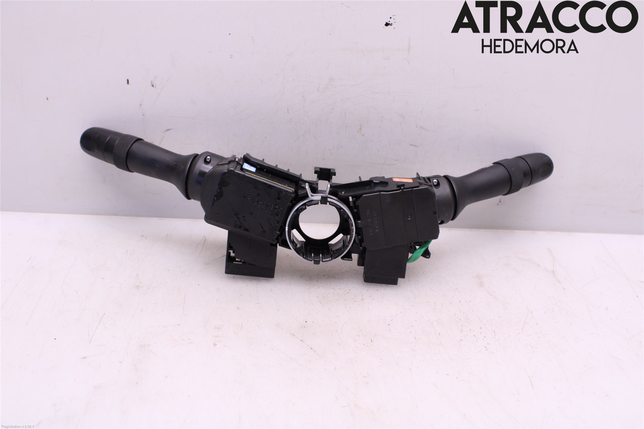 Toyota AVENSIS 16-18 Bryter Ratt Kombi H Og V