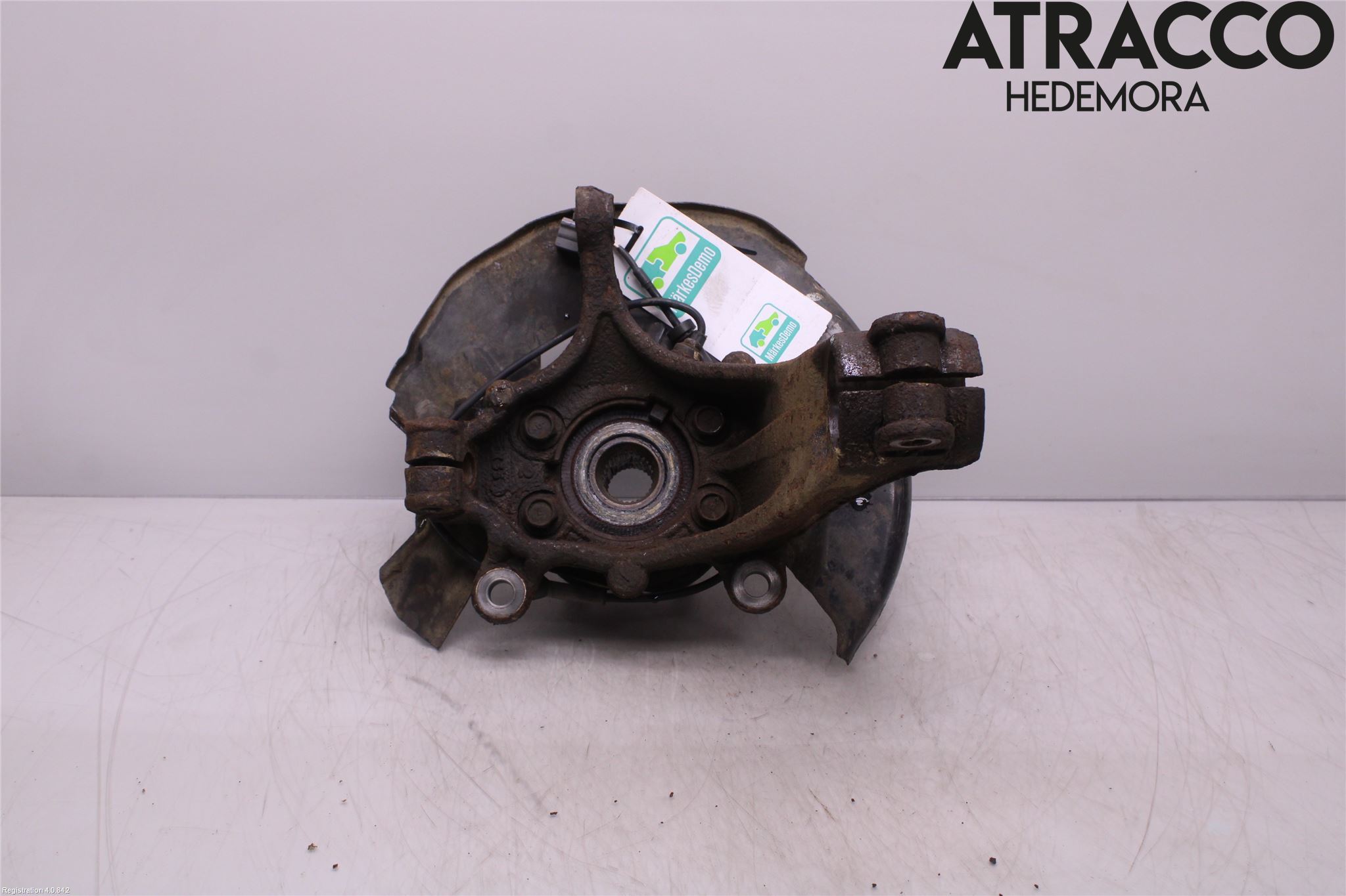Nissan X-TRAIL 14-21 Spindel Vf