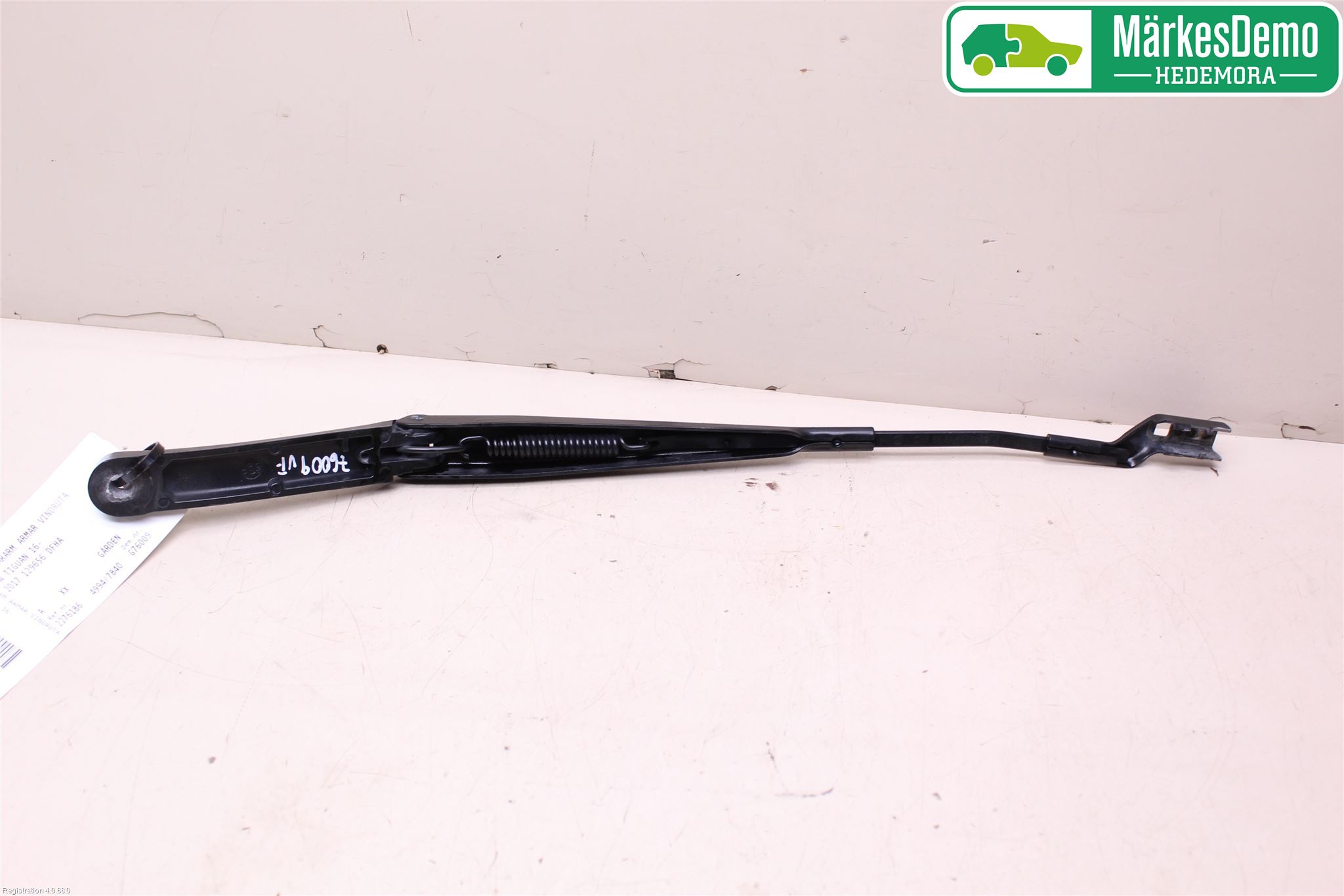 Volkswagen VW TIGUAN 16-24 Viskerarm-Armer Frontrute