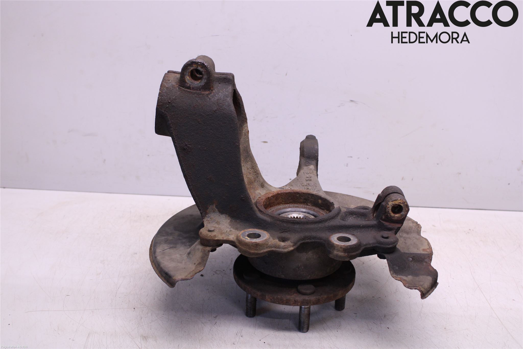 Ford FOCUS 11-14 Spindel Hf