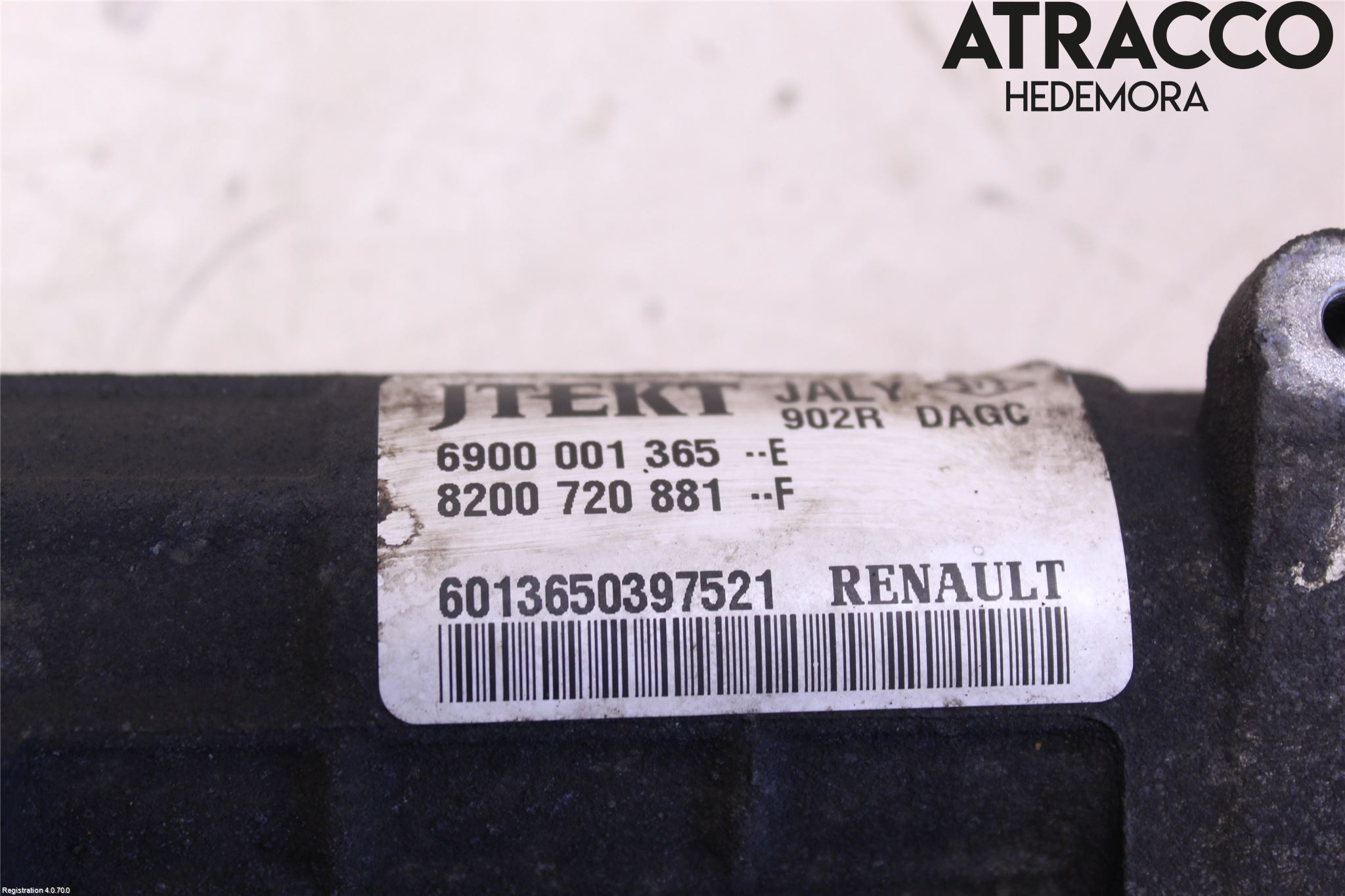 Dacia LOGAN VAN Servo Snekke - Tannstang