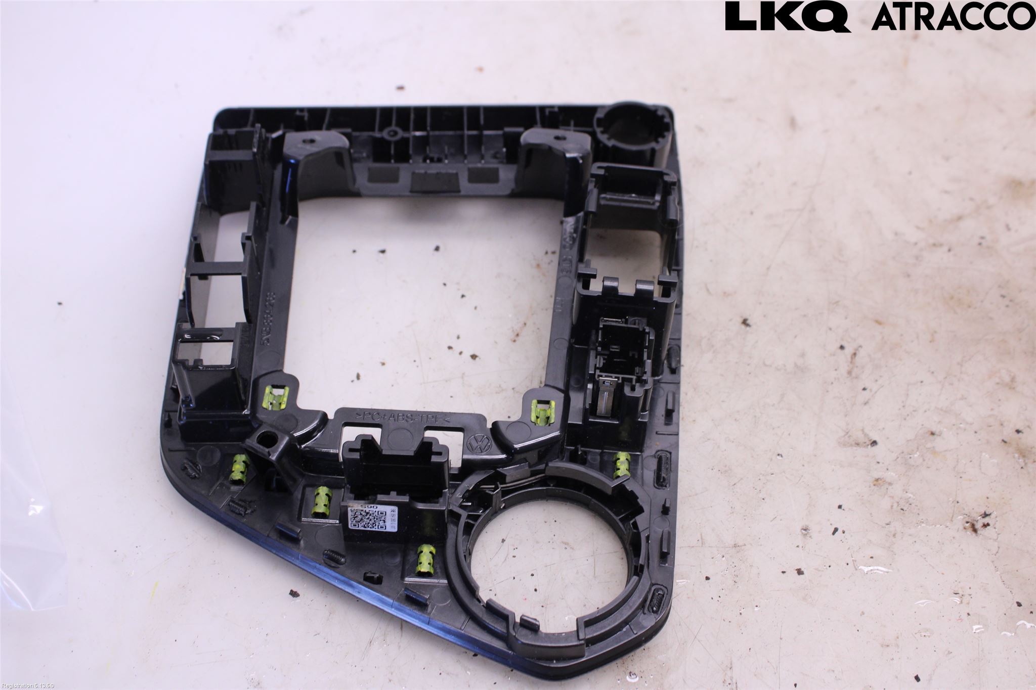 Volkswagen VW TIGUAN 16-24 Inredning Sarg Växelspak
