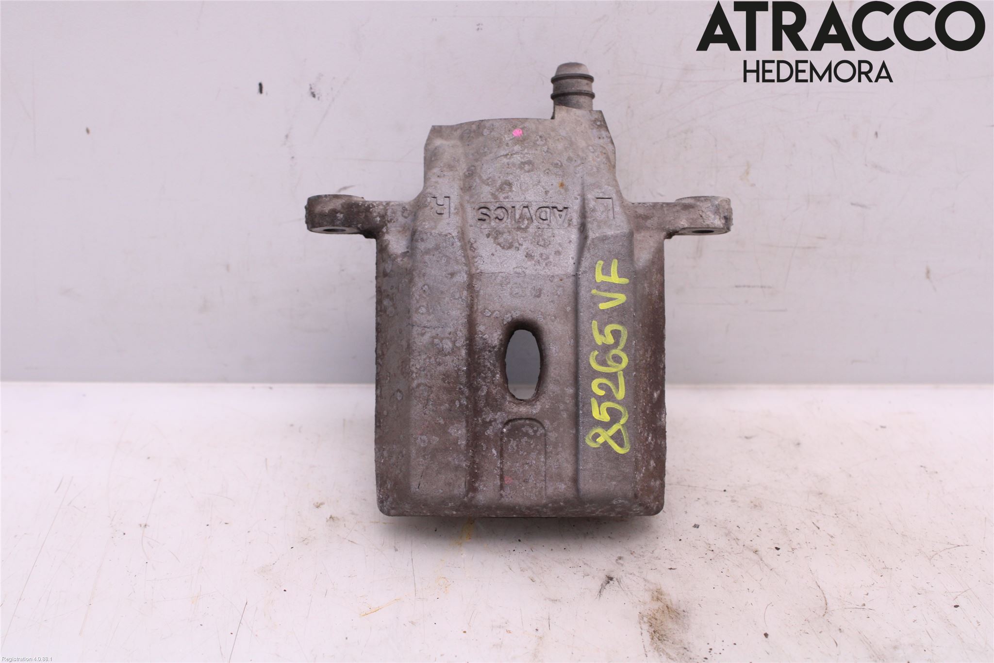 Toyota PRIUS NWH20 04-08 Bremsecaliper Foran Venstre