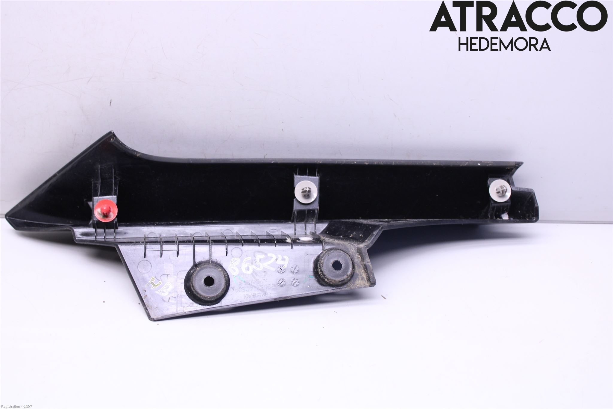 Nissan X-TRAIL 14-21 Spoiler Bakluke