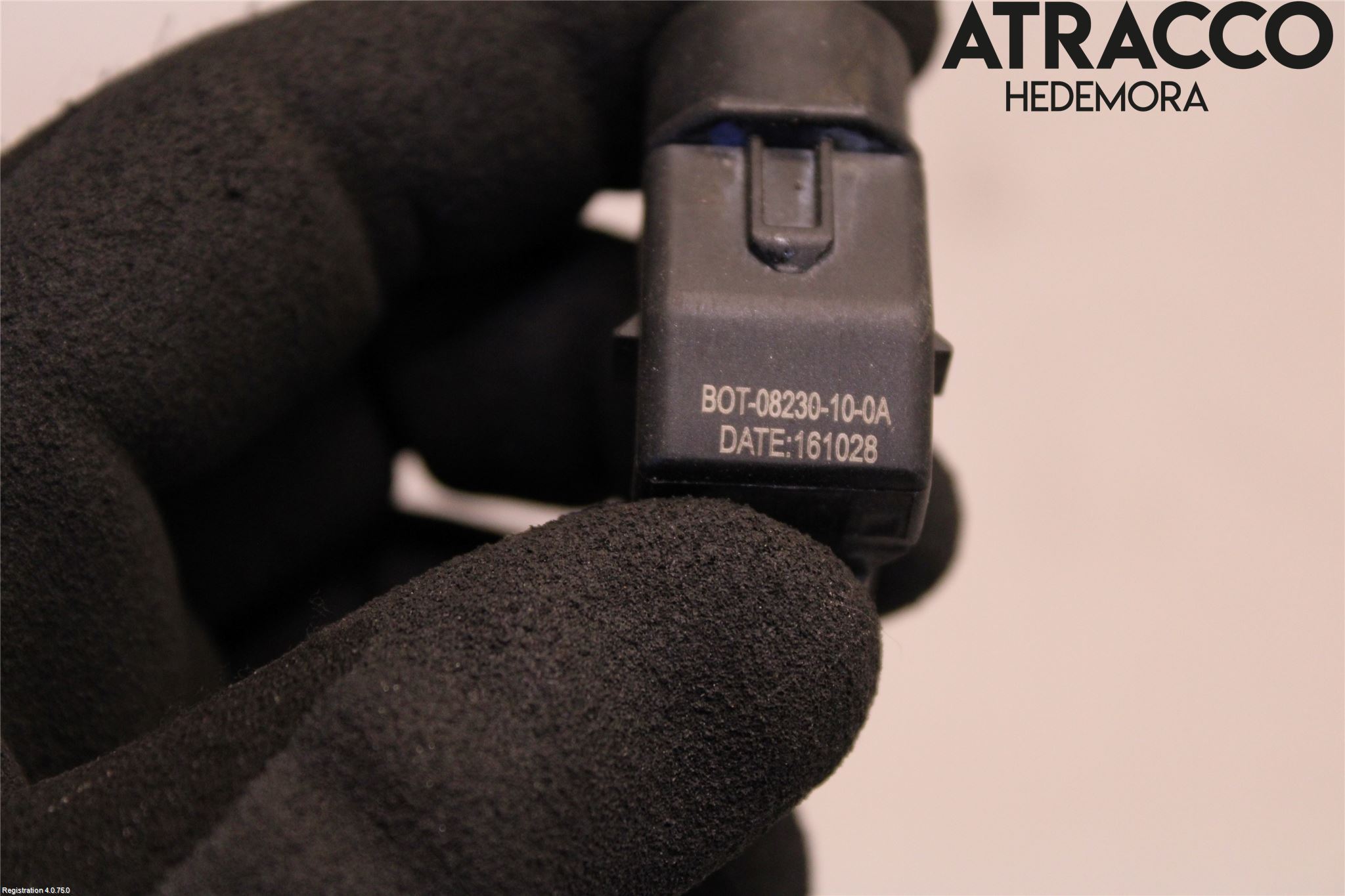 Suzuki VITARA 15- Sensor Parkering Front
