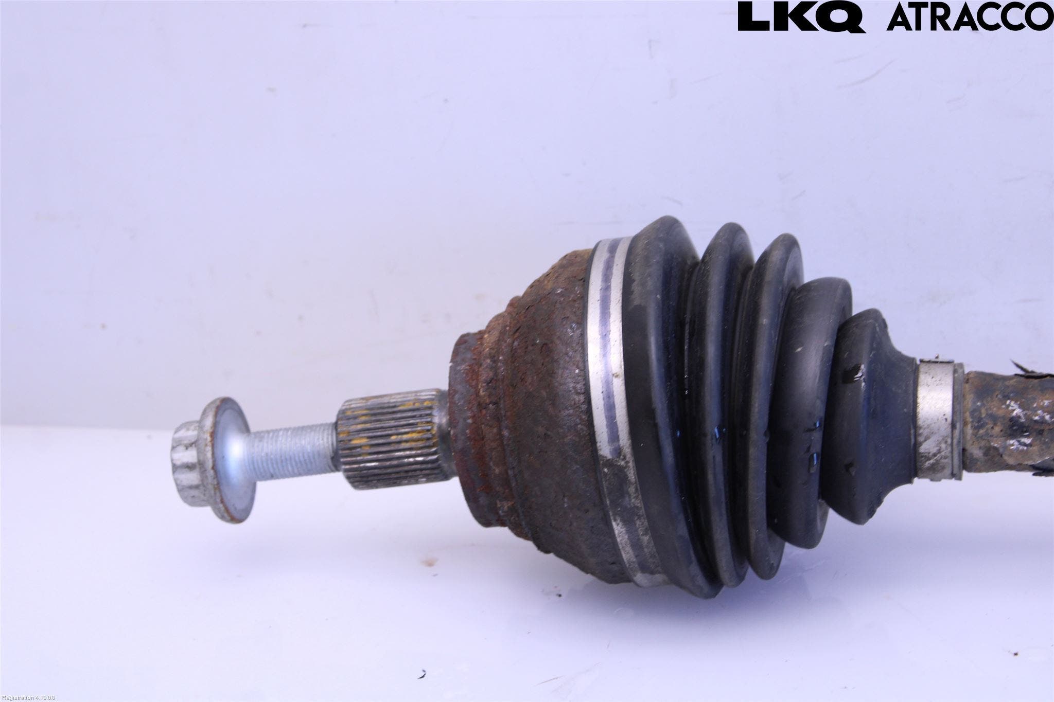 Volkswagen VW PASSAT 20-24 Drivaksel Foran Kompl Venstre
