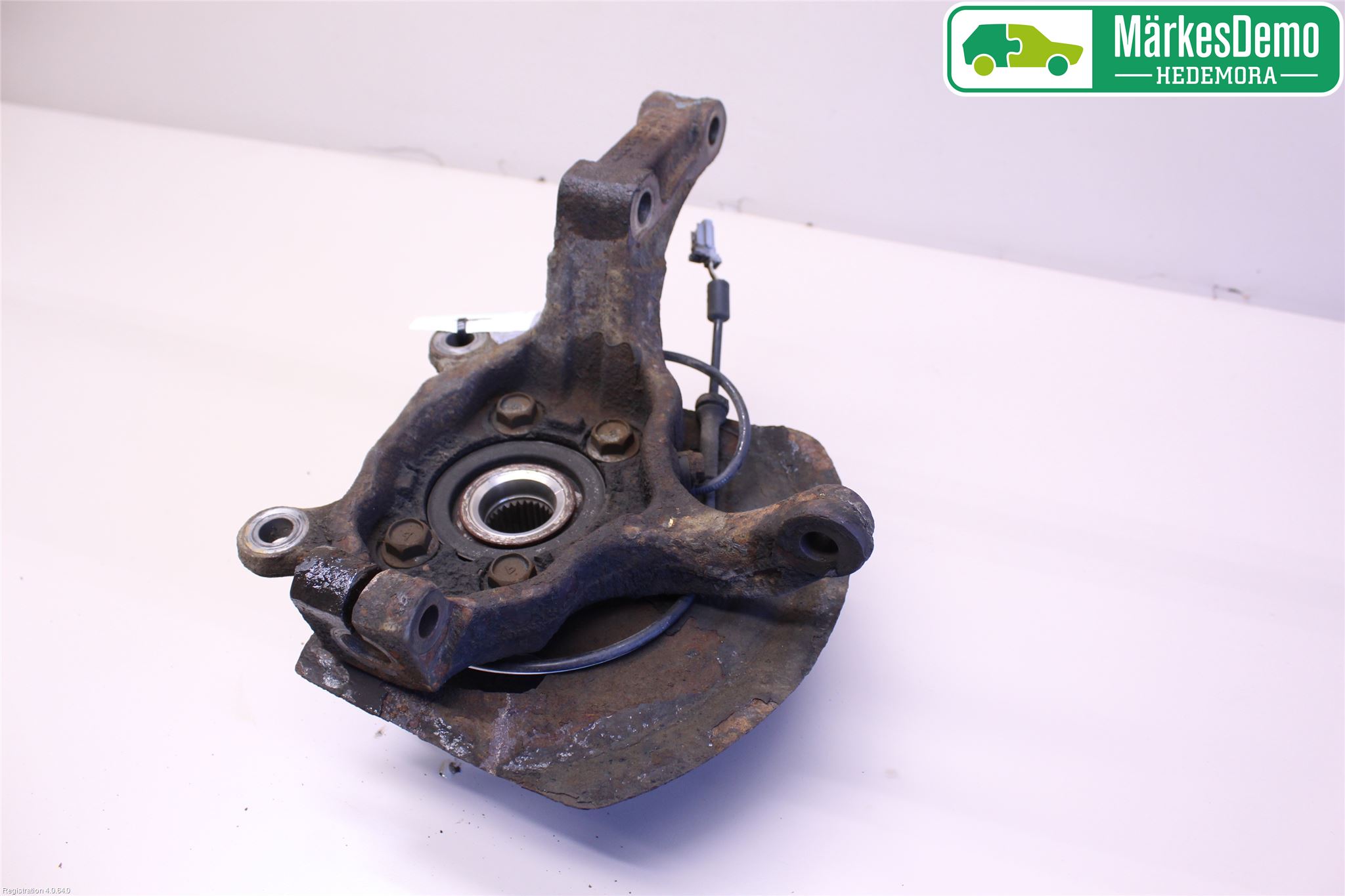 Nissan QASHQAI+2  10-14 Spindel Hf
