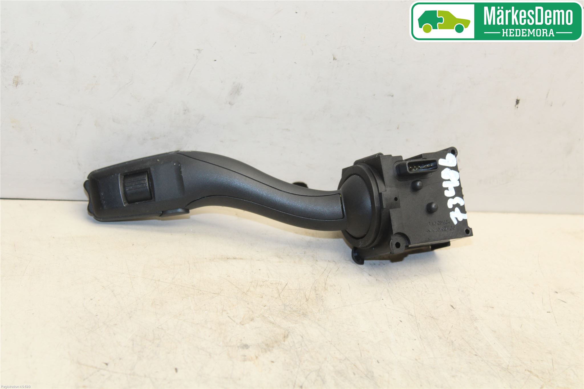 Audi A6/S6     05-11 Bryter Ratt Visker - Spyler
