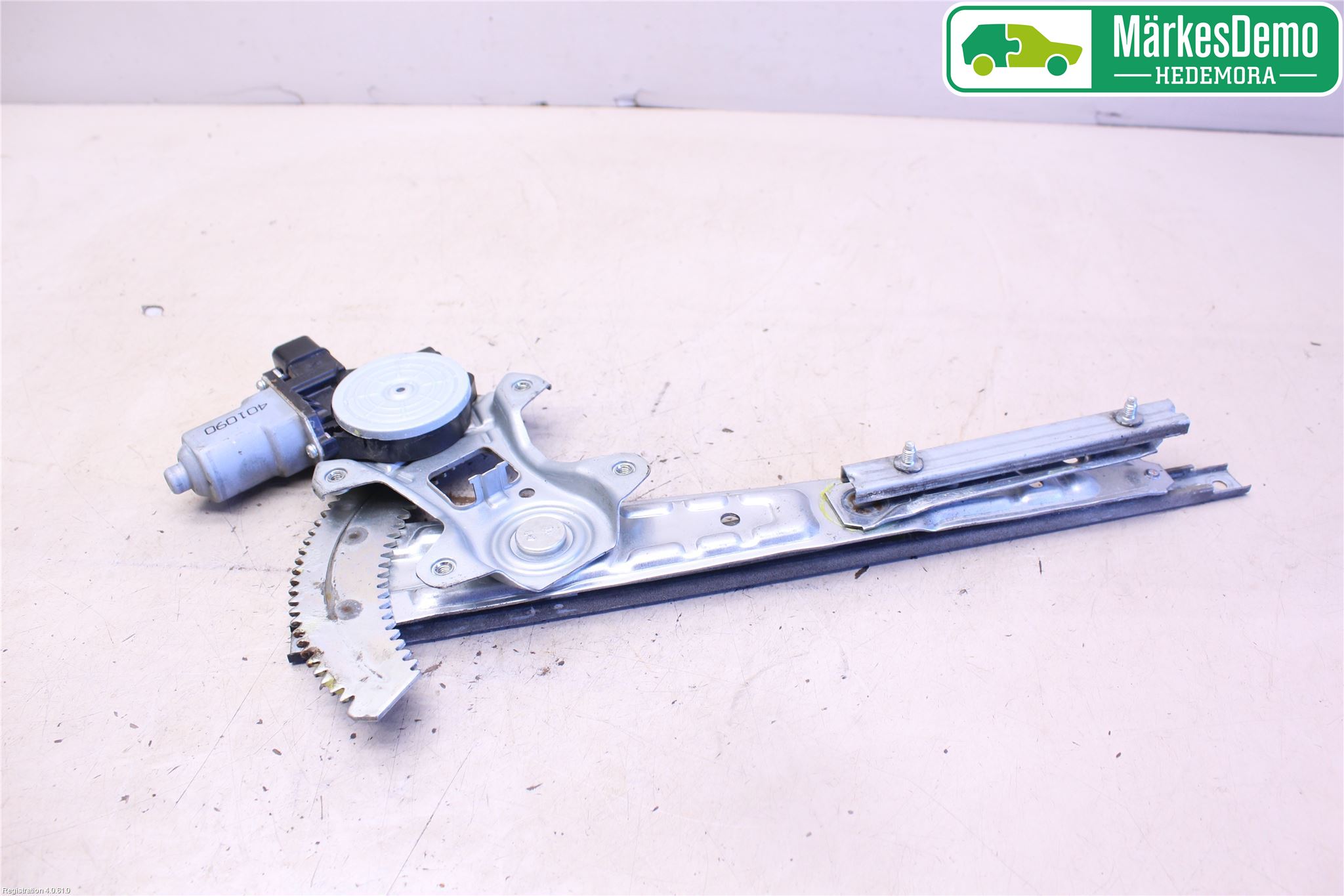 Mitsubishi OUTLANDER 13-21 Vindusheis El Komp