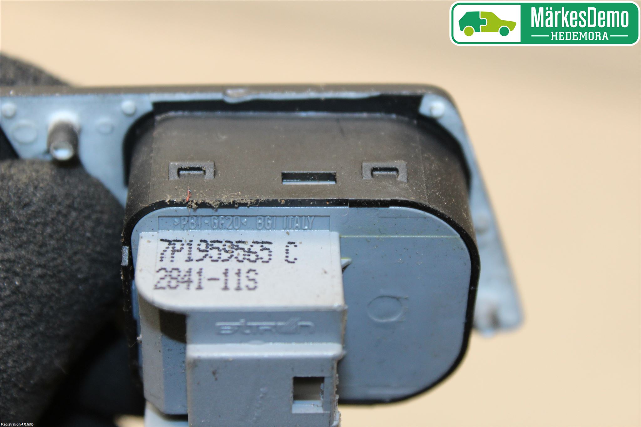 Volkswagen VW TOUAREG 7P 11-18 Bryter Speil