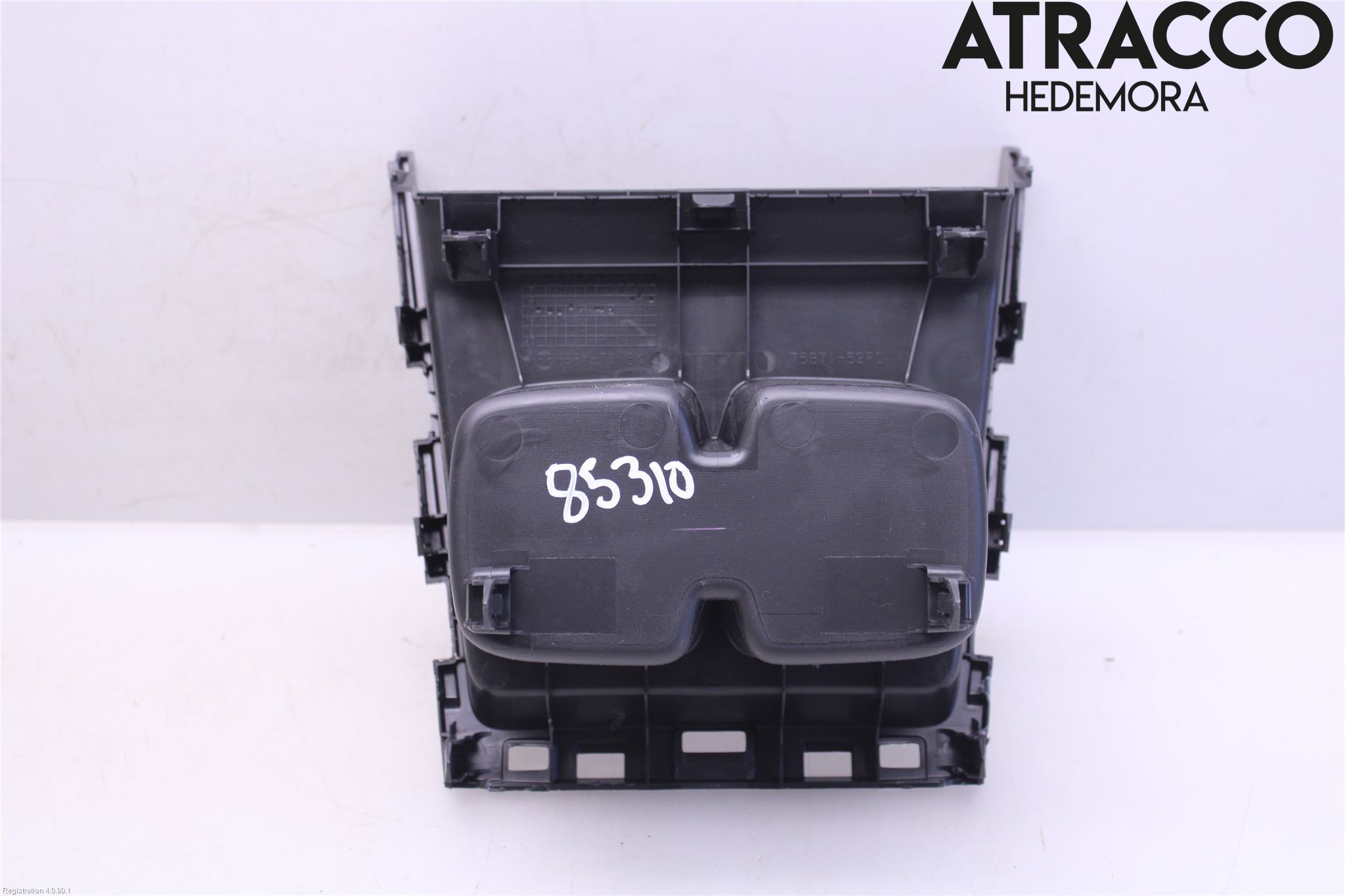 Suzuki SWIFT 17-24 Innr Koppholder
