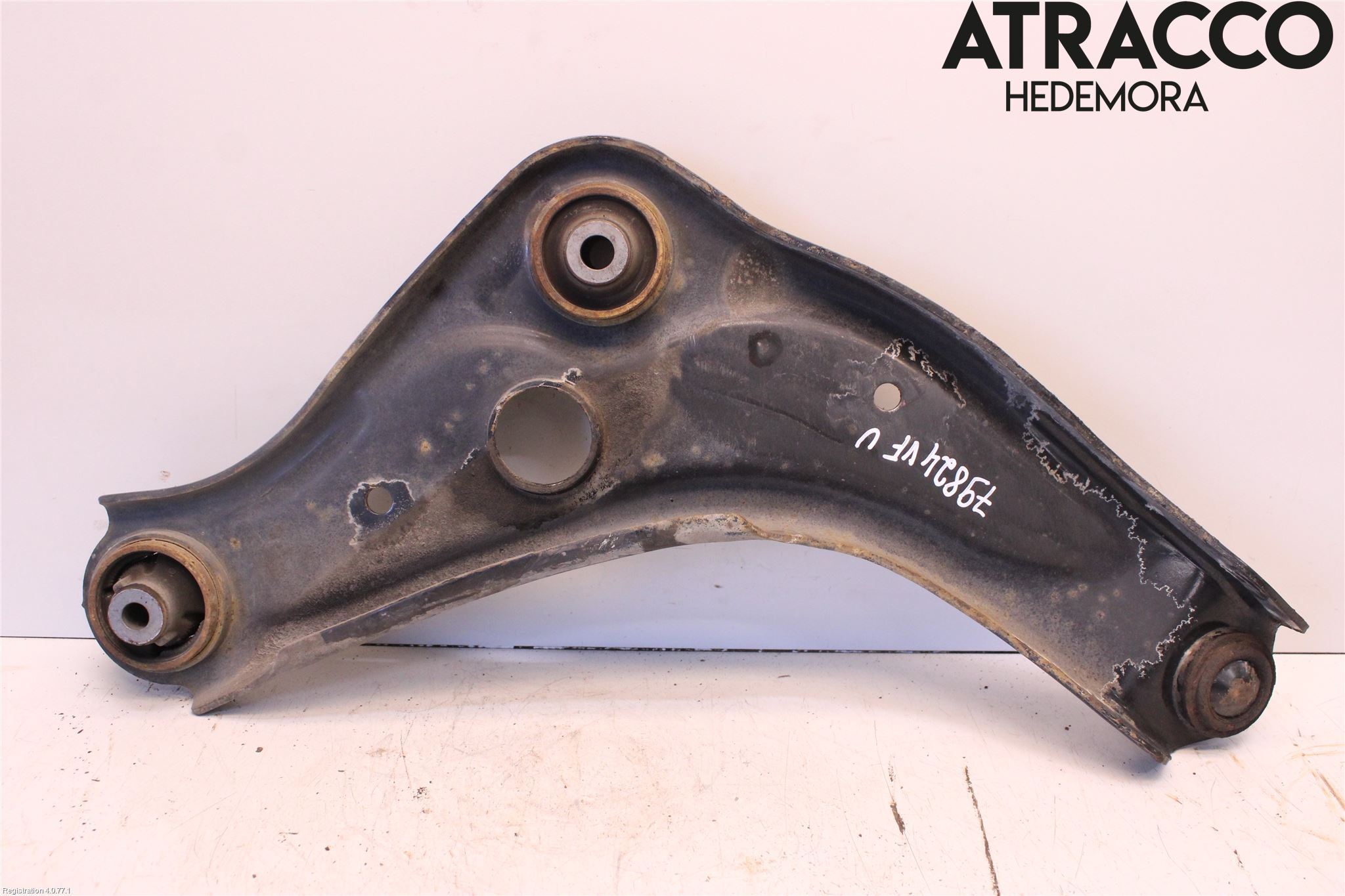 Nissan QASHQAI 14-17 Bærearm Foran Venstre Nedre