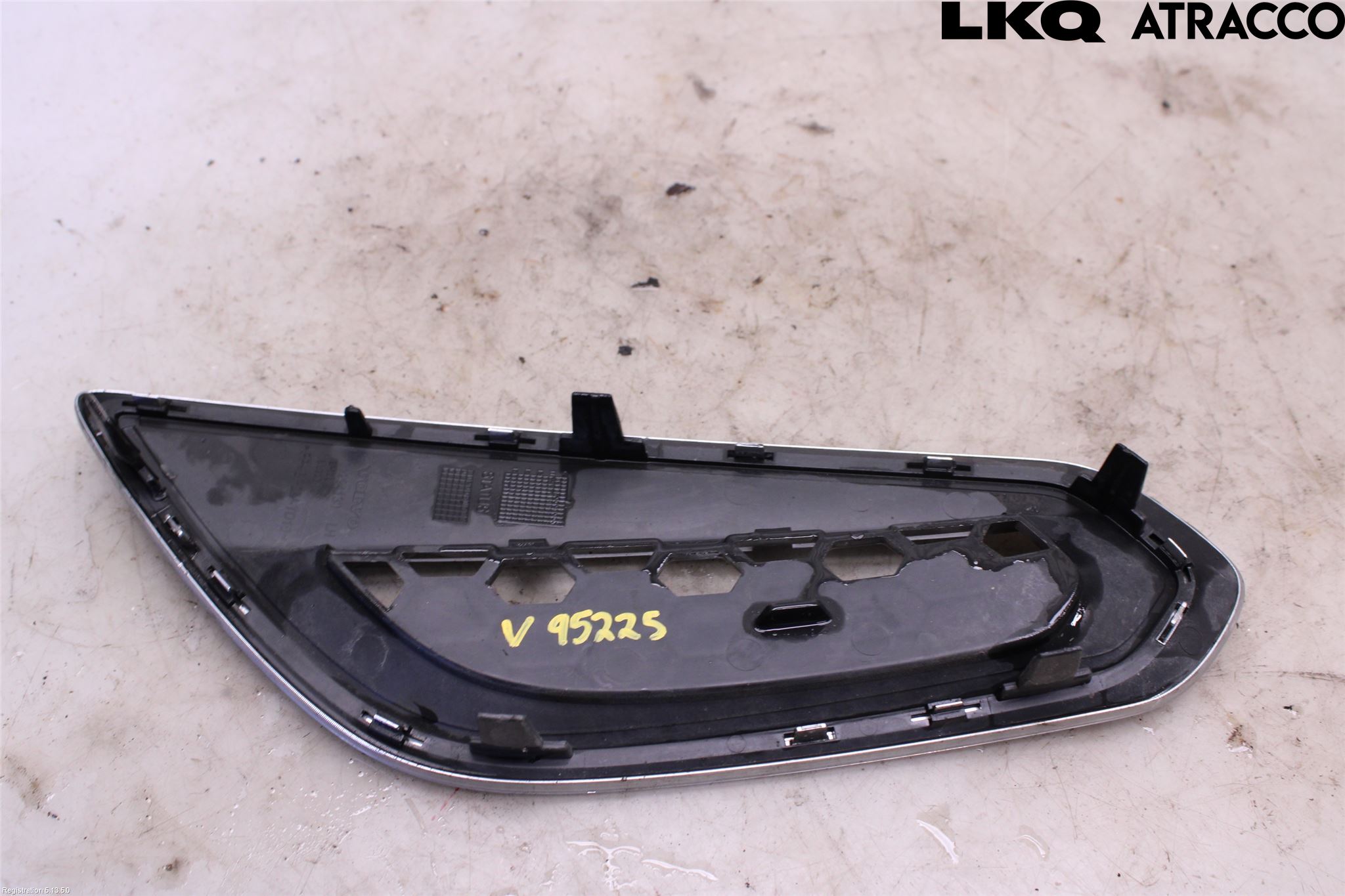 Volvo V60 11-13 Grilldel Venstre