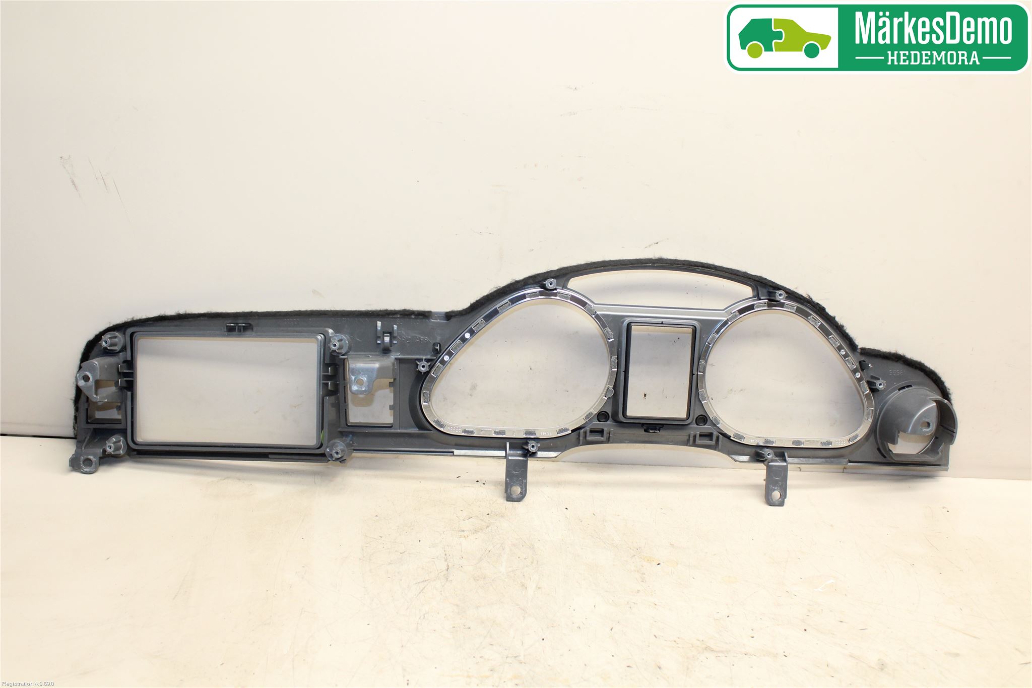 Audi A6/S6     05-11 Instrument Ramme